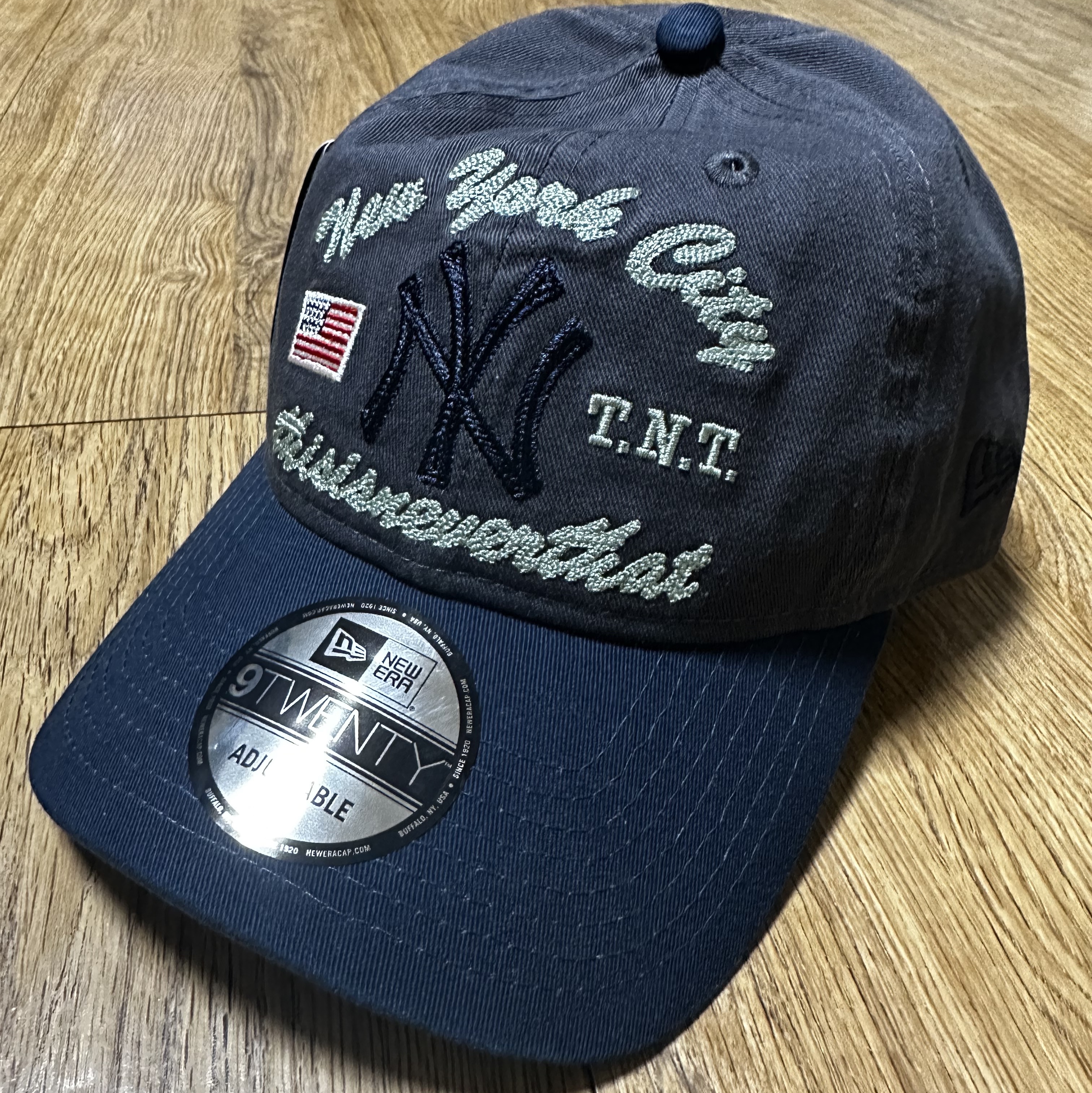 Thisisneverthat x New Era x MLB New York Yankees Unstructured 2-Tone Ball Cap Dark Graphite 착용 스타일