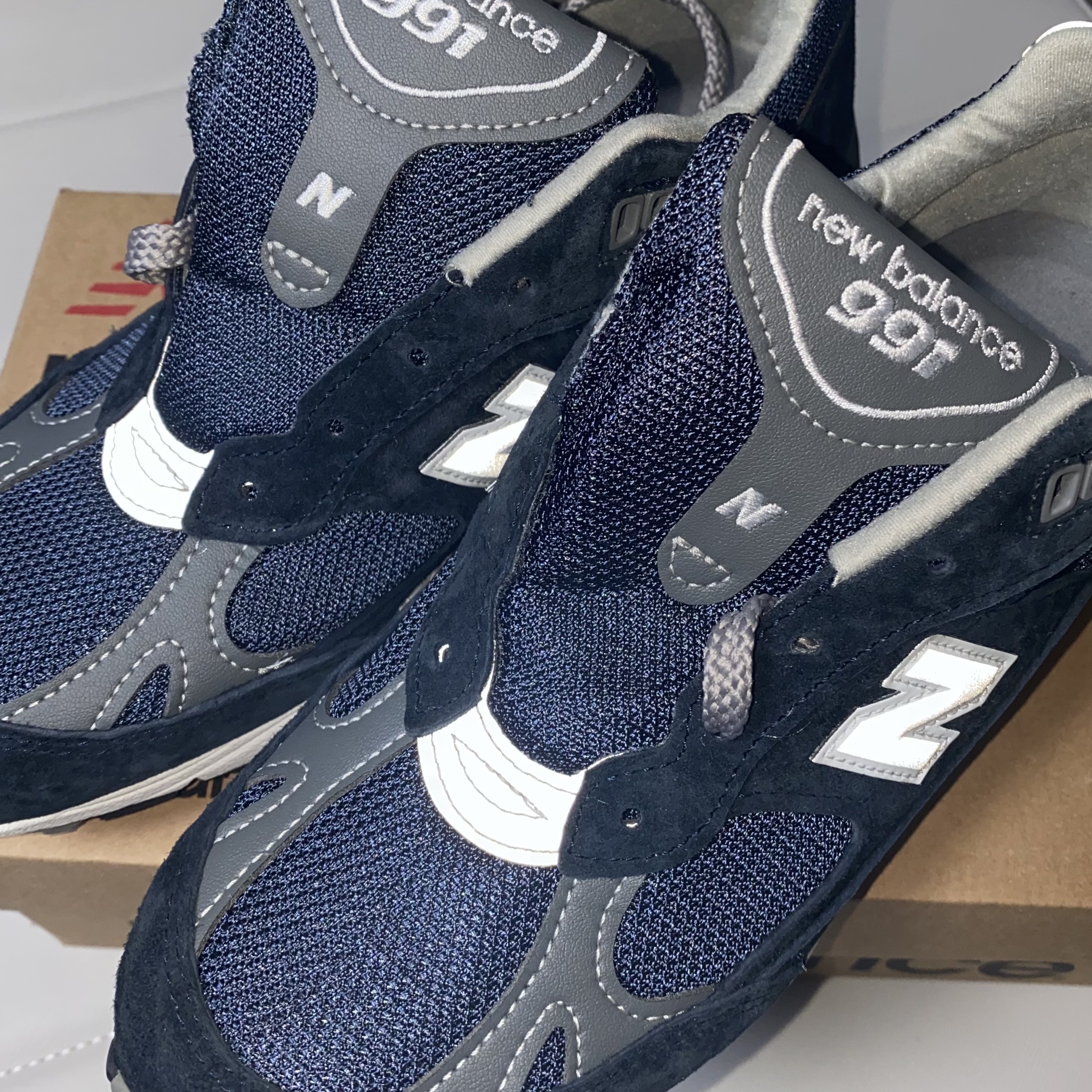 (W) New Balance 991 Made in UK Navy 착용 스타일