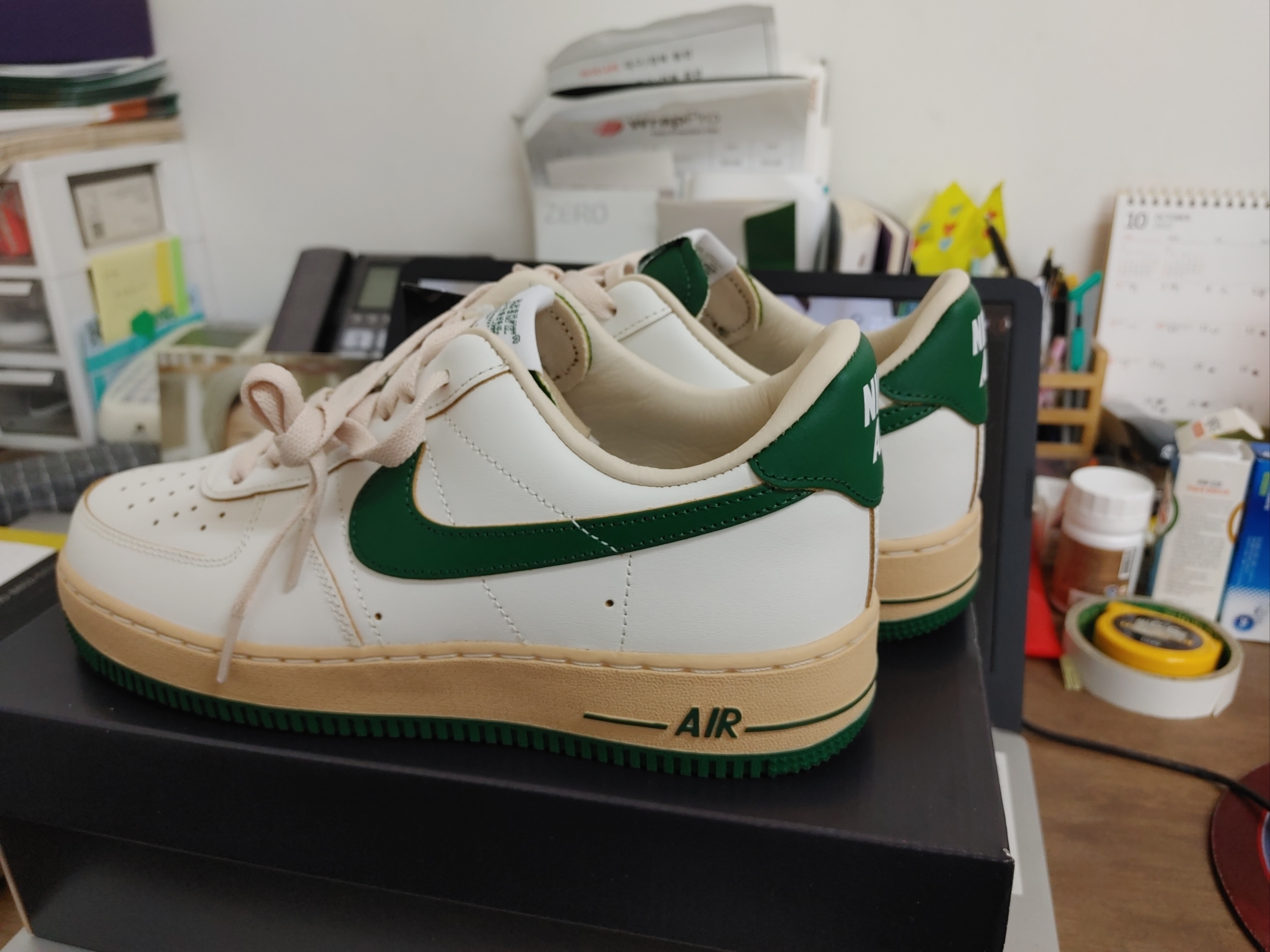 (W) Nike Air Force 1 Low Gorge Green 착용 스타일 - 3