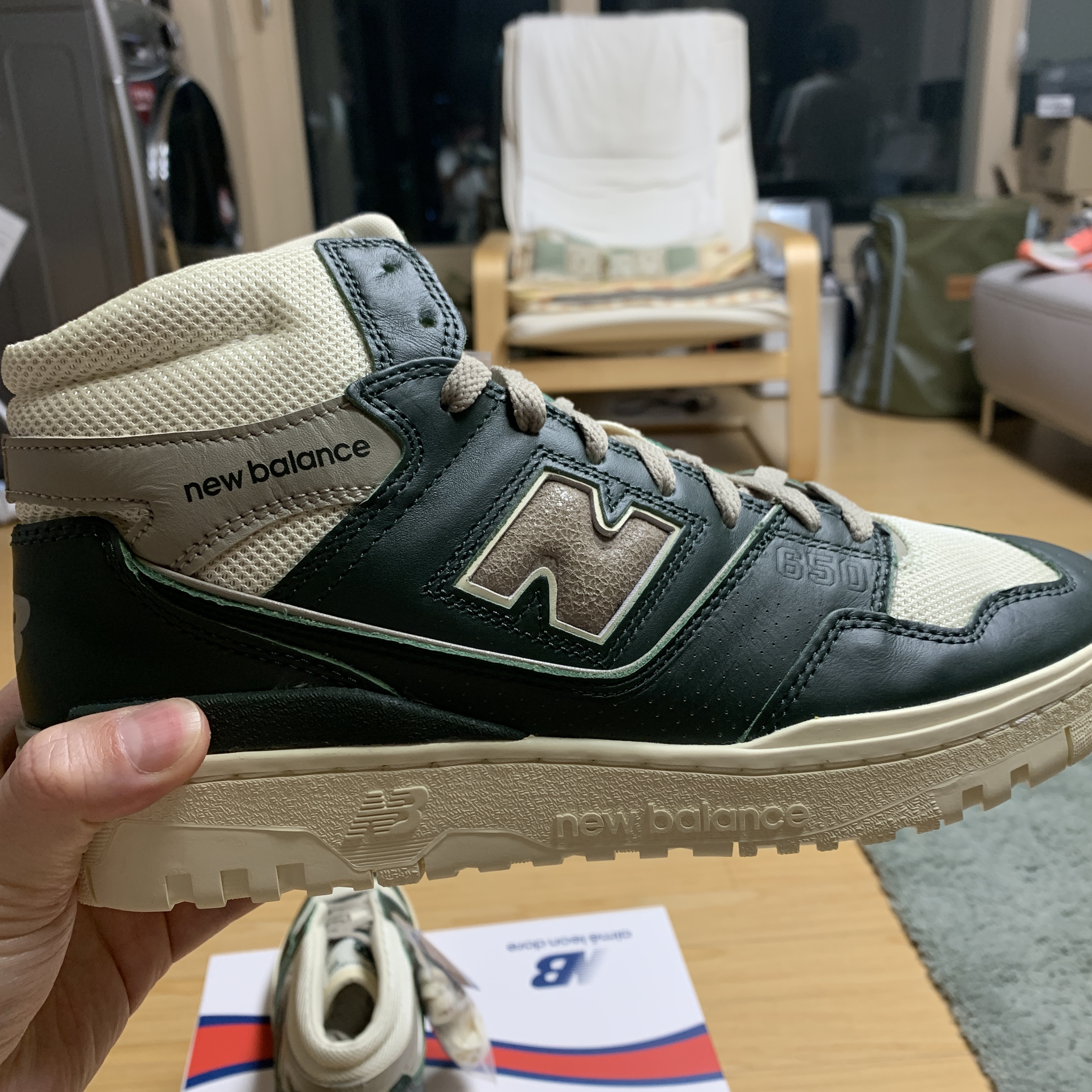 New Balance x Aime Leon Dore 650R Forest Green 착용 스타일 - 3