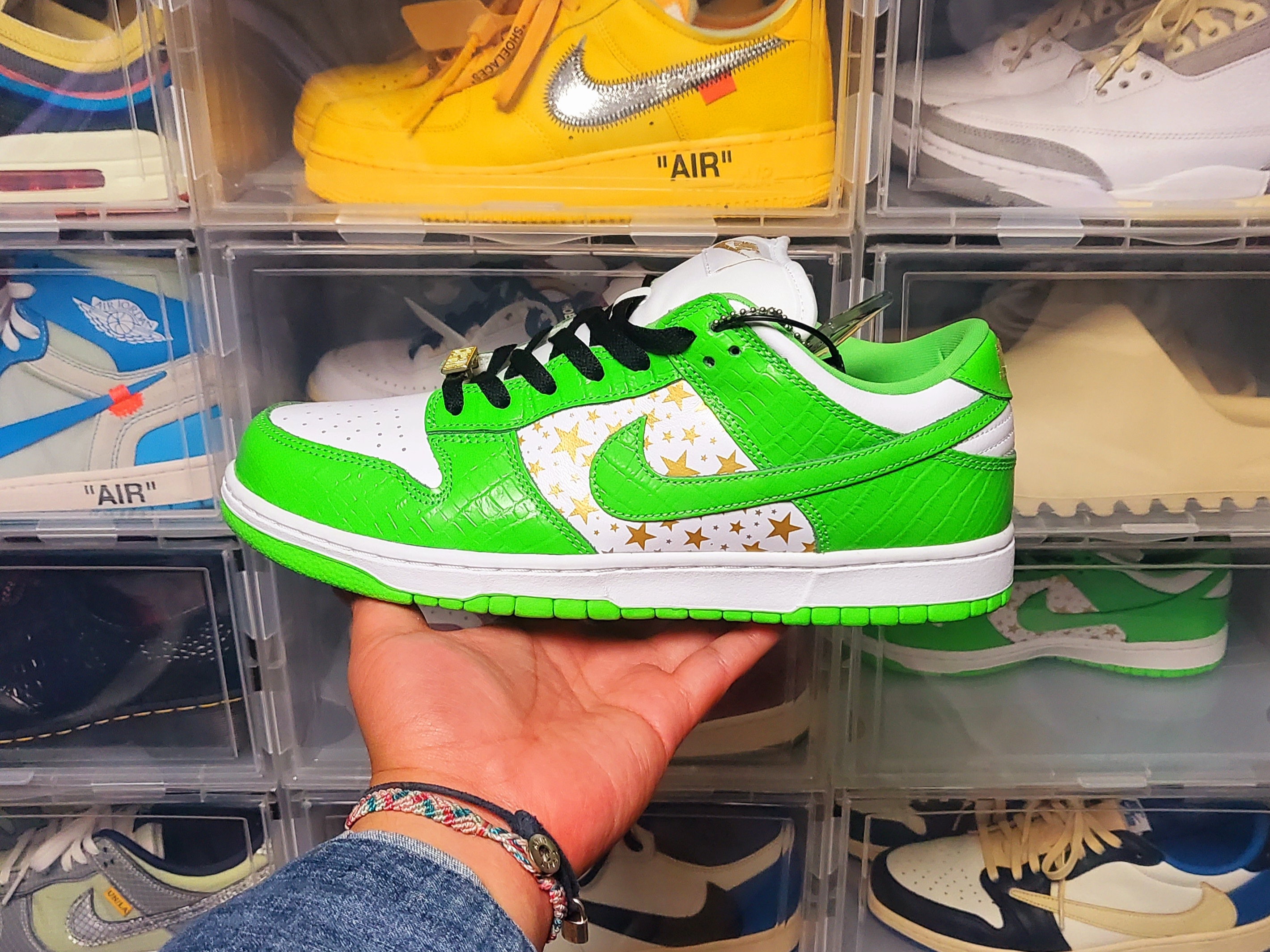 Nike x Supreme SB Dunk Low Mean Green 착용 스타일 - 3
