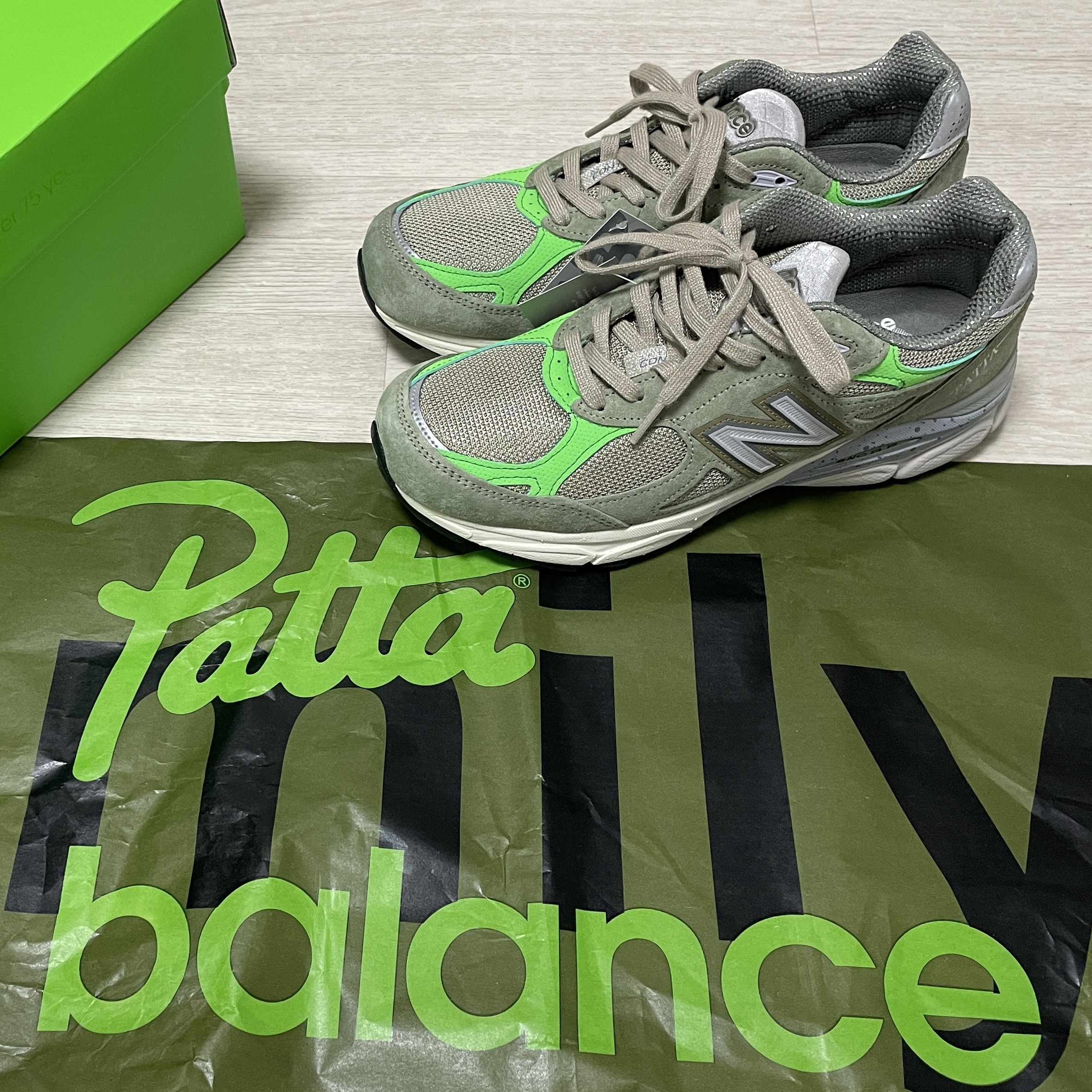 New Balance x Patta 990v3 Made in USA Olive 착용 스타일