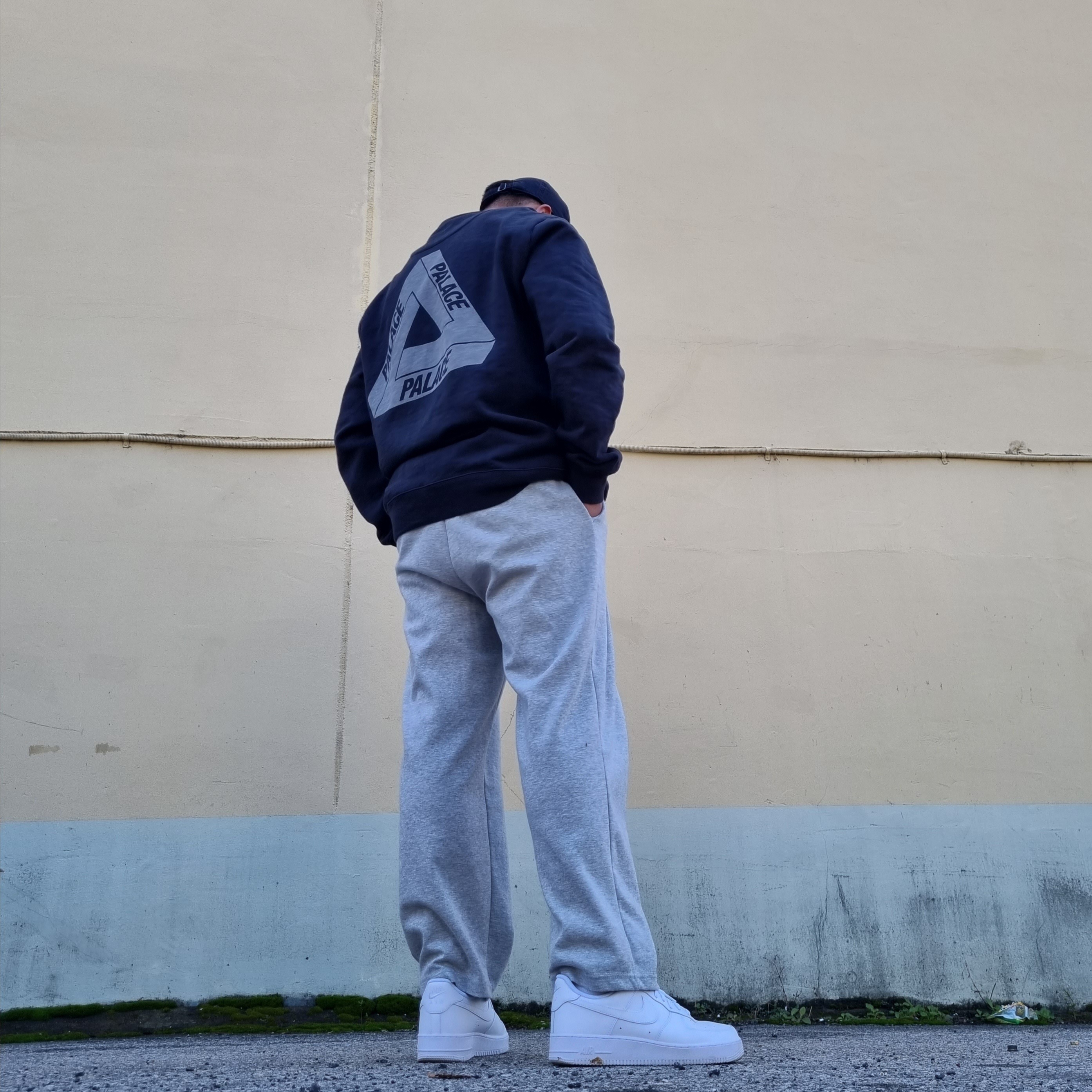 Palace Slub Crew Black - 21FW, Nike Air Force 1 '07 Low White 착용 스타일