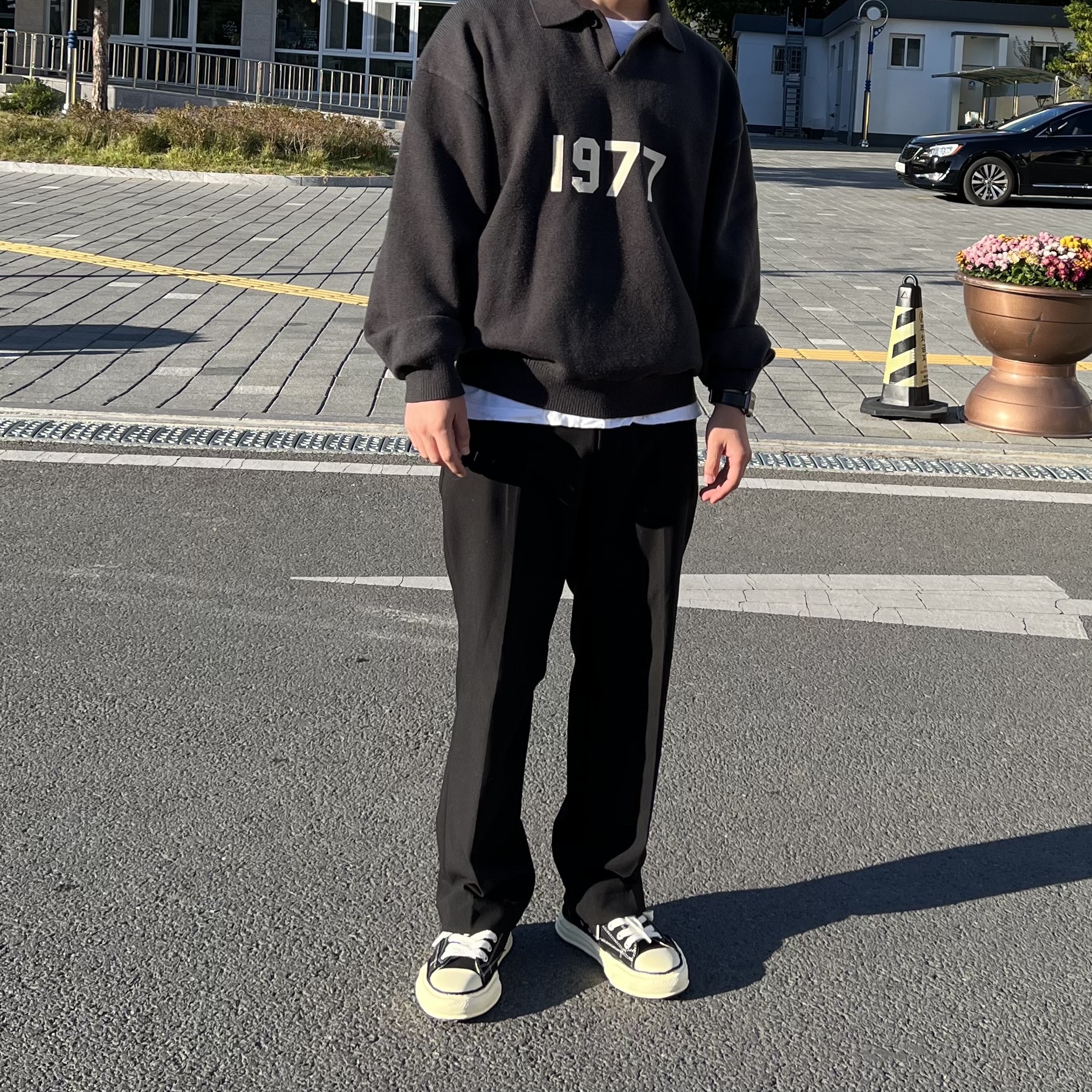 Maison Mihara Yasuhiro Peterson VL OG Sole Canvas Low-top Sneakers Black, Essentials 1977 Knit Long Sleeve Polo Iron - 22SS 착용 스타일