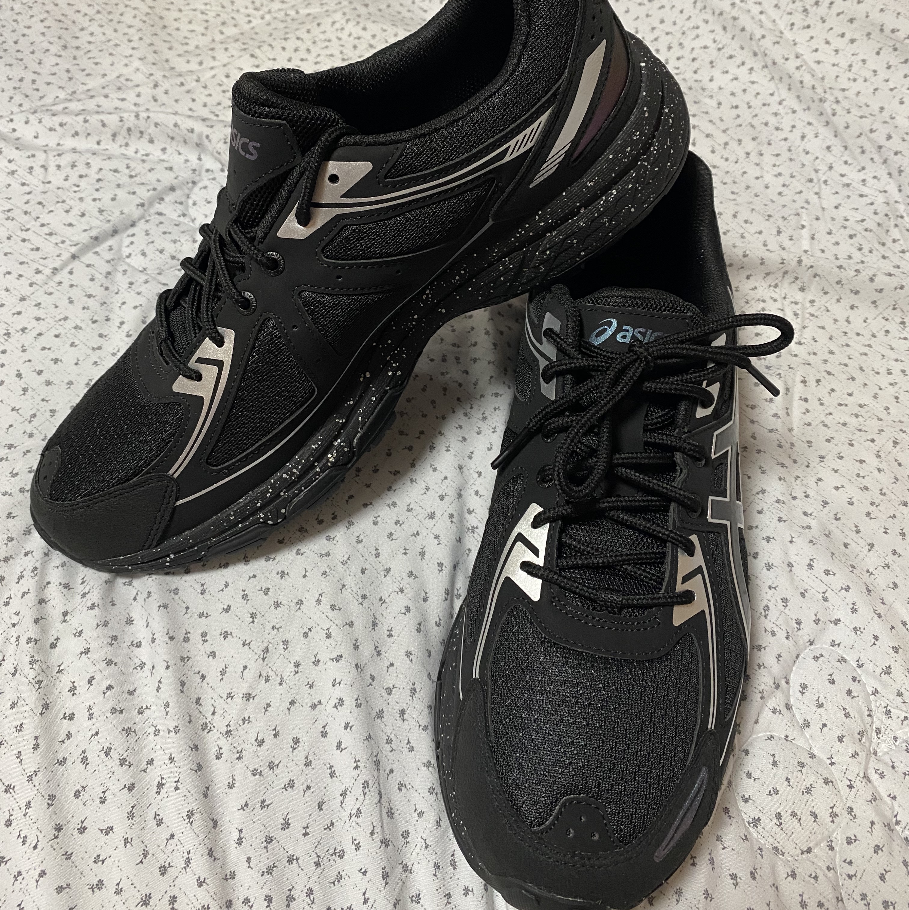 Asics Gel-Venture 6 Trail Black 착용 스타일 - 1