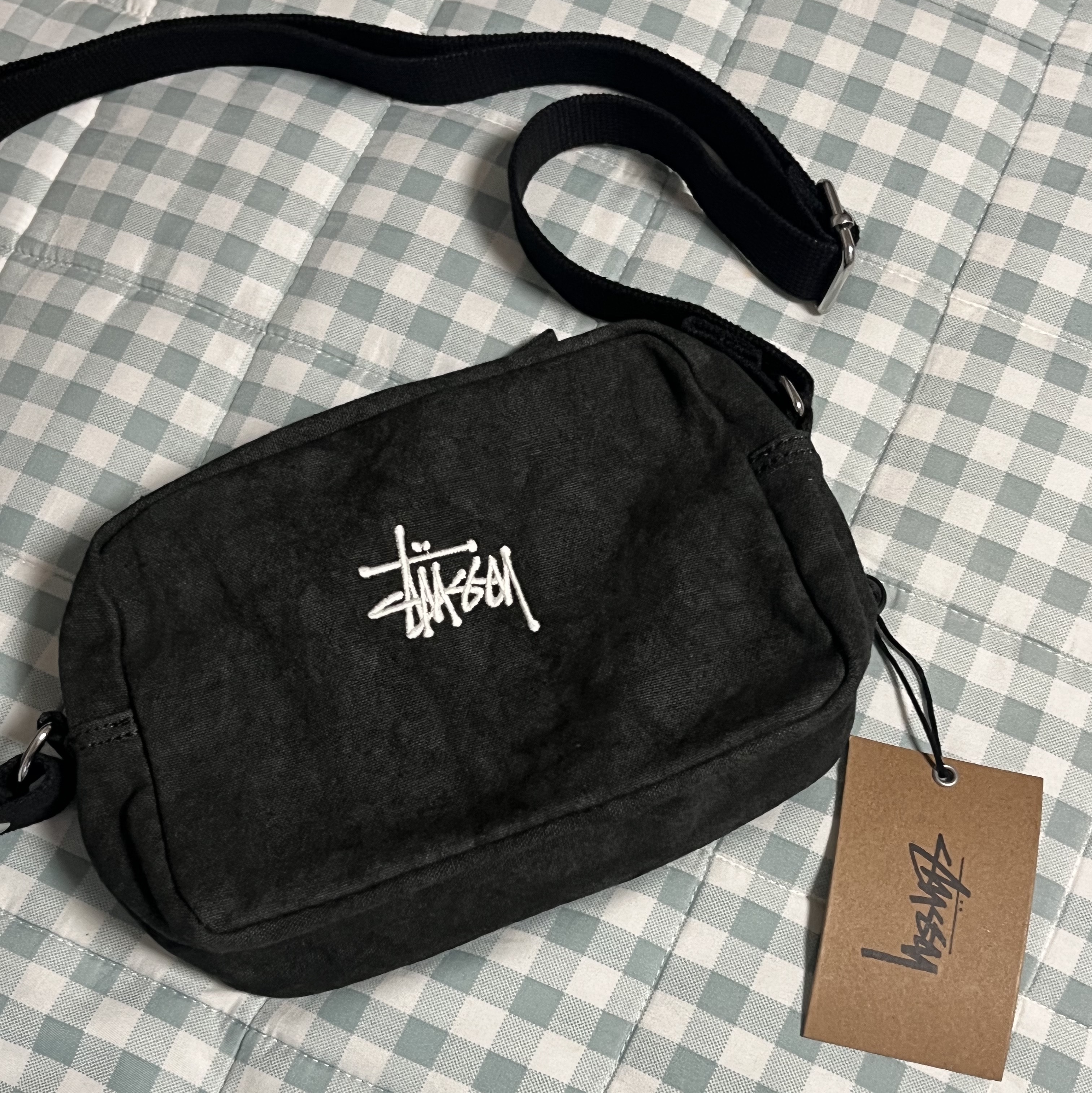 Stussy Canvas Side Pouch Washed Black 착용 스타일 - 1