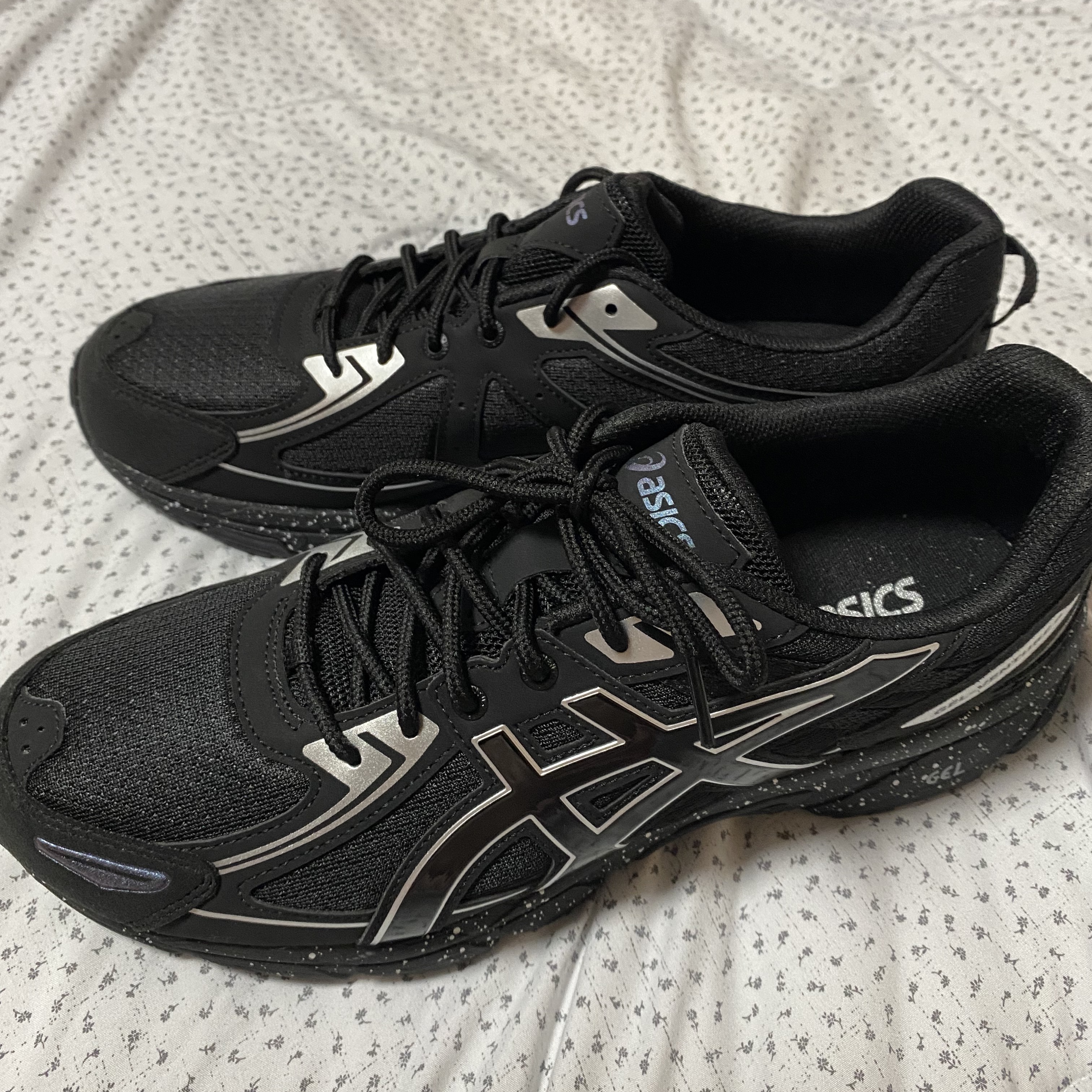 Asics Gel-Venture 6 Trail Black 착용 스타일 - 2