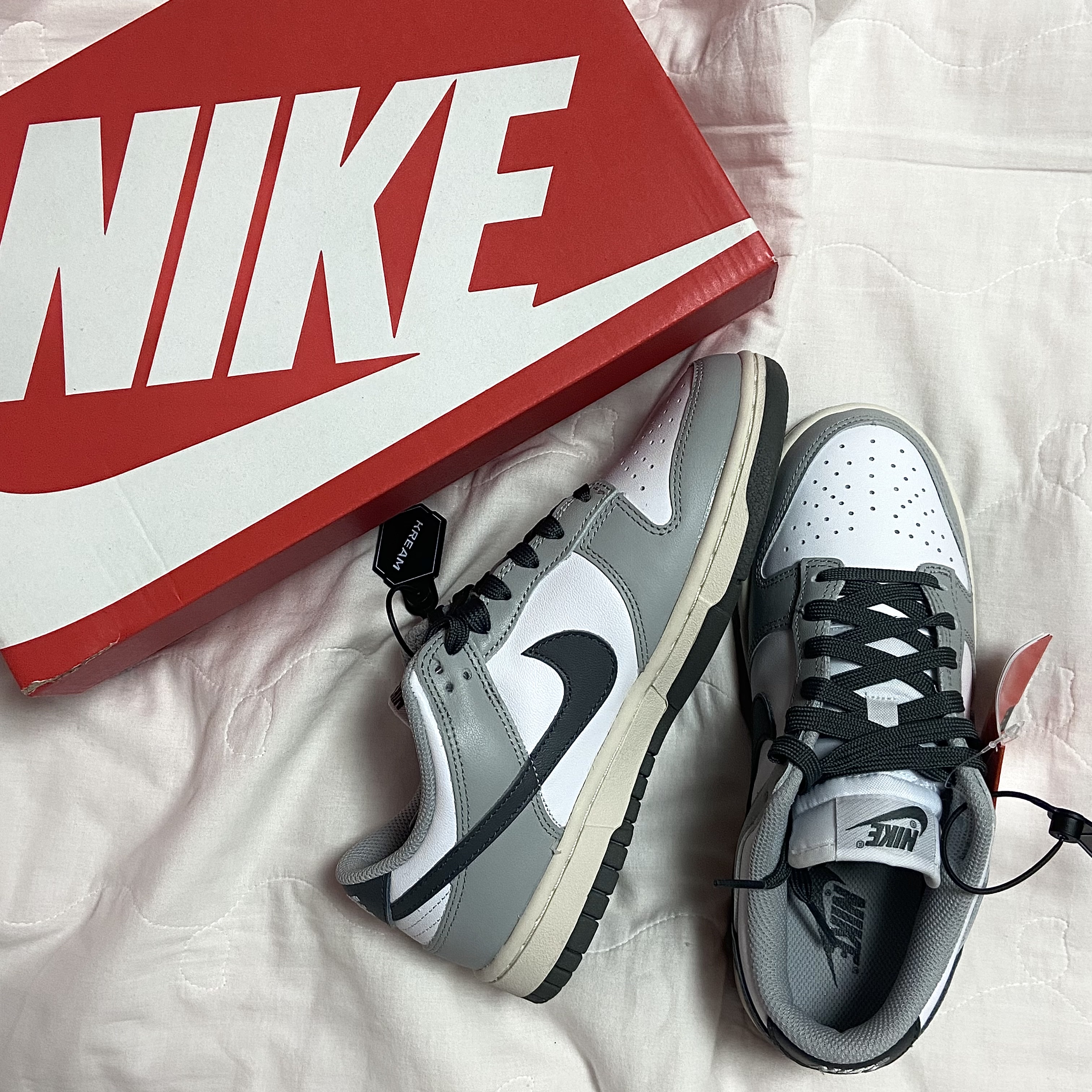 (W) Nike Dunk Low Light Smoke Grey 착용 스타일