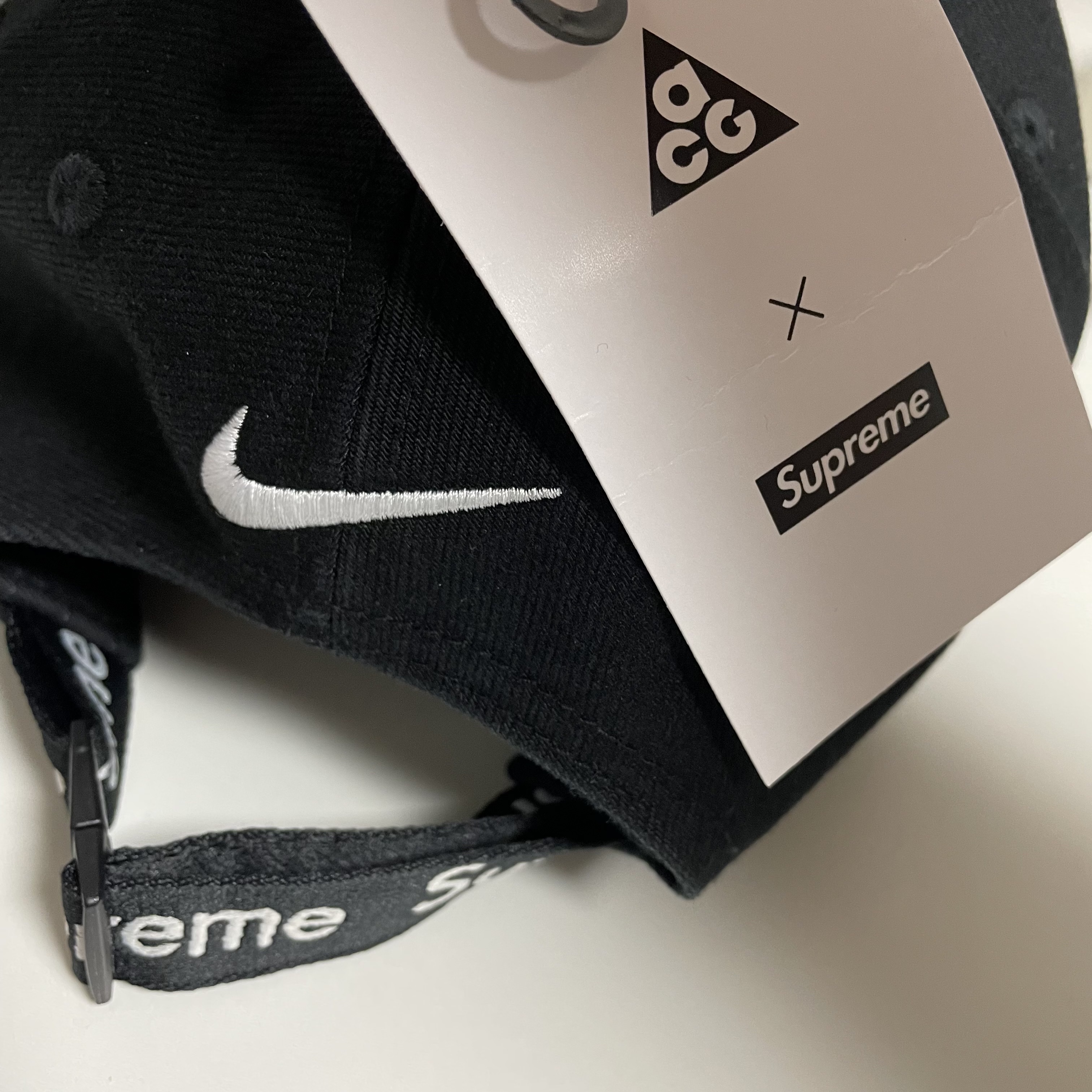 Supreme x Nike ACG Denim 6-Panel Black - 22FW 착용 스타일 - 2