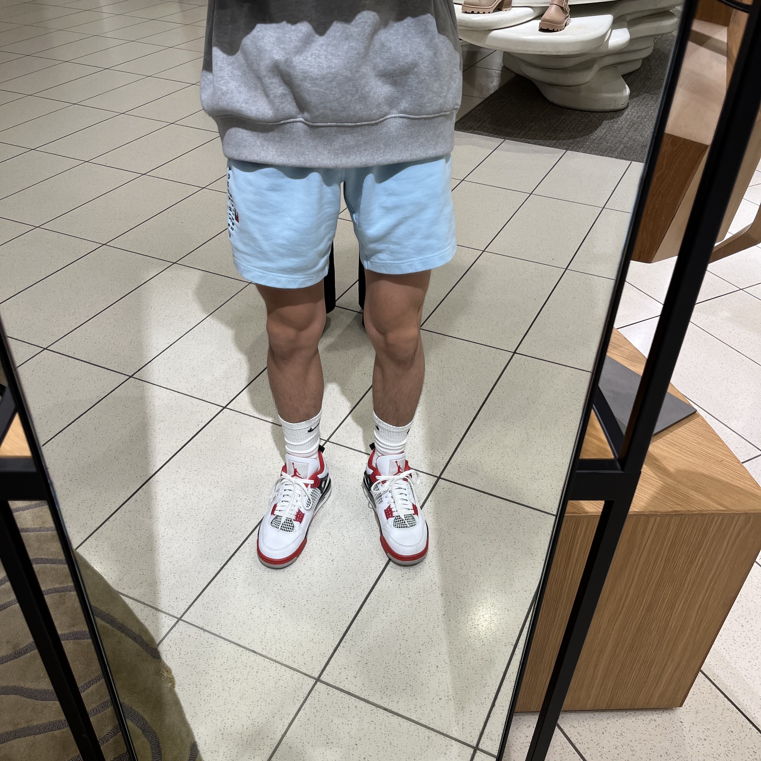 Jordan 4 Retro OG Fire Red 2020 착용 스타일