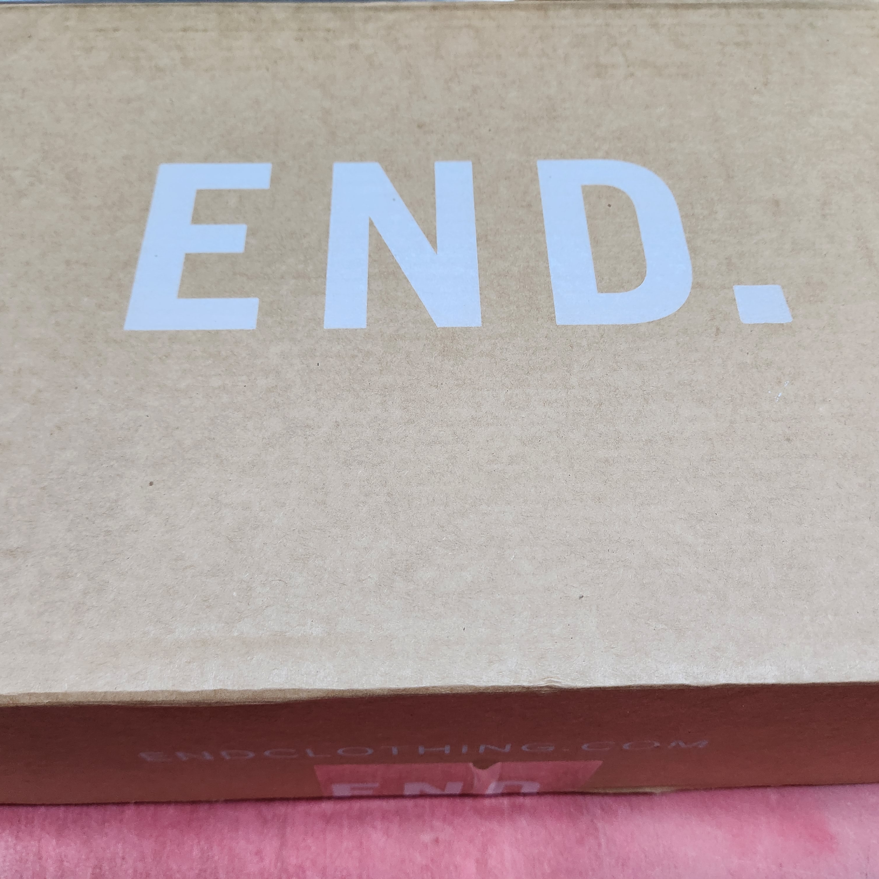 Adidas Yeezy Boost 350 V2 Bone 착용 스타일 - 1