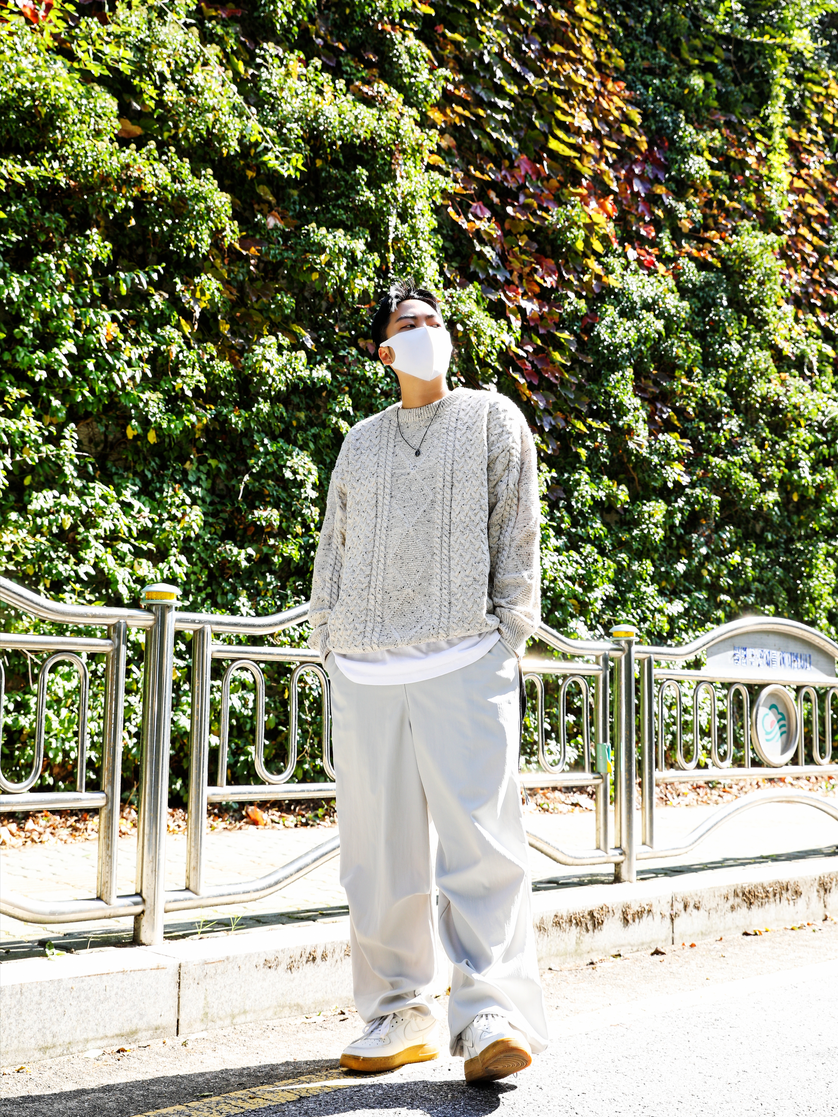 Nike Air Force 1 Low White Gum 착용 스타일 - 1