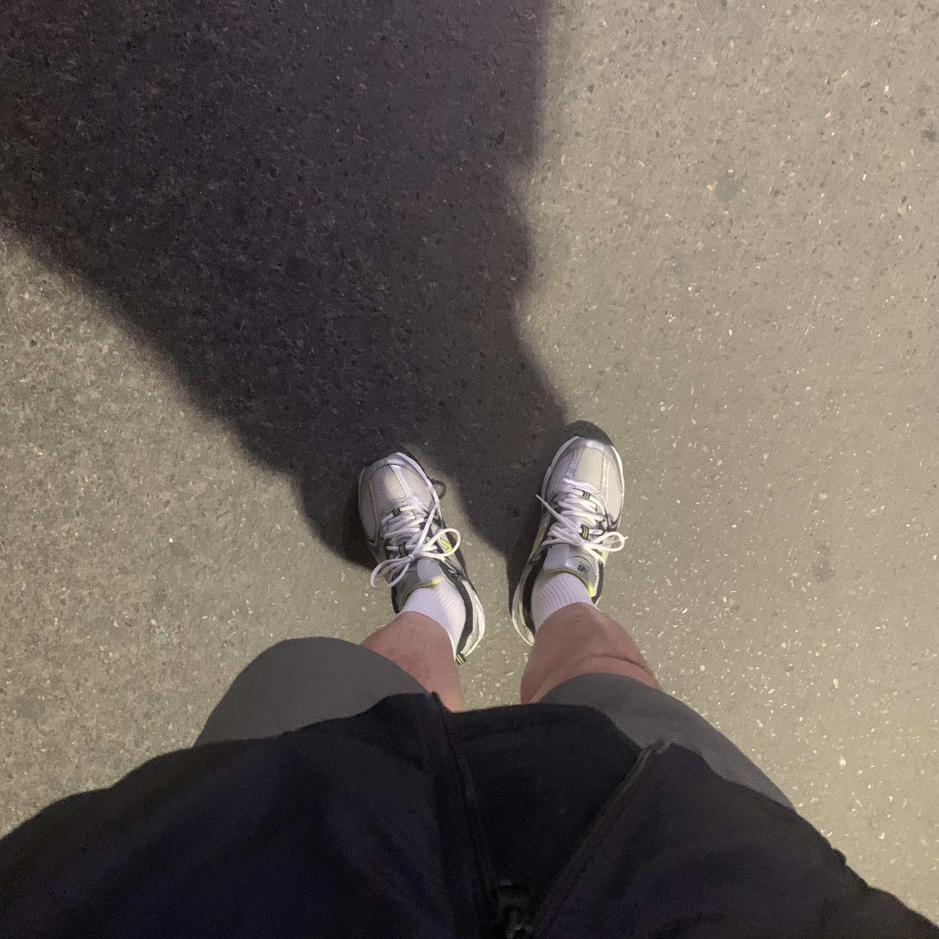 New Balance 530 Silver 착용 스타일