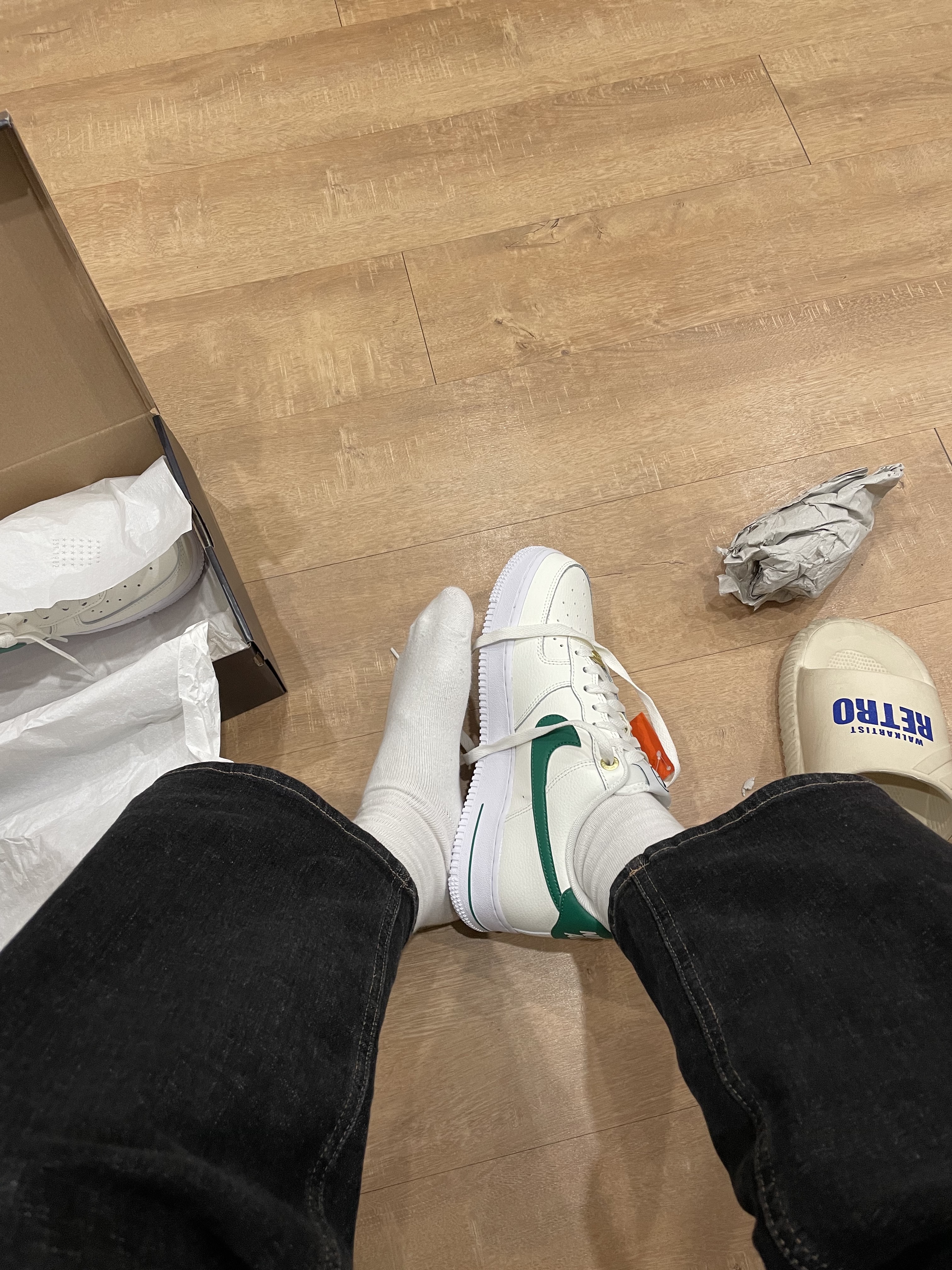 Nike Air Force 1 '07 LV8 40th Anniversary Join Forces Sail Malachite 착용 스타일 - 3