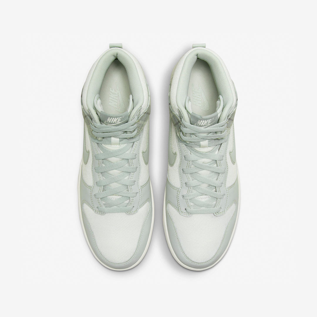 Nike Dunk High Light Silver and Summit White 착용 스타일 - 4