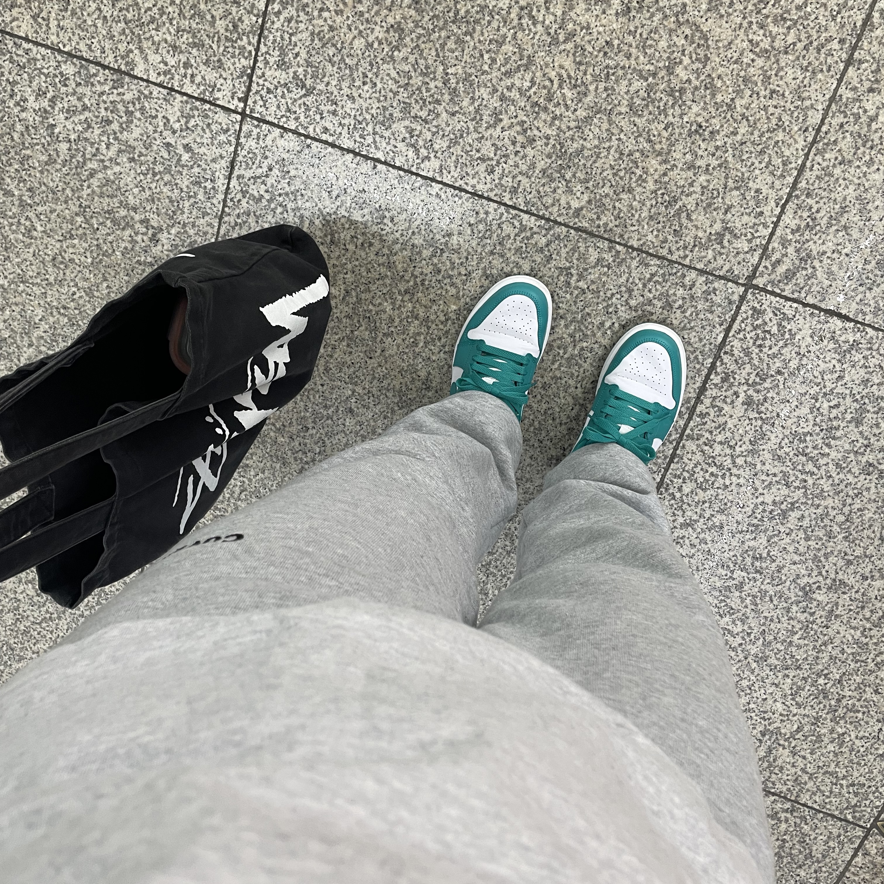 (W) Jordan 1 Low New Emerald 착용 스타일