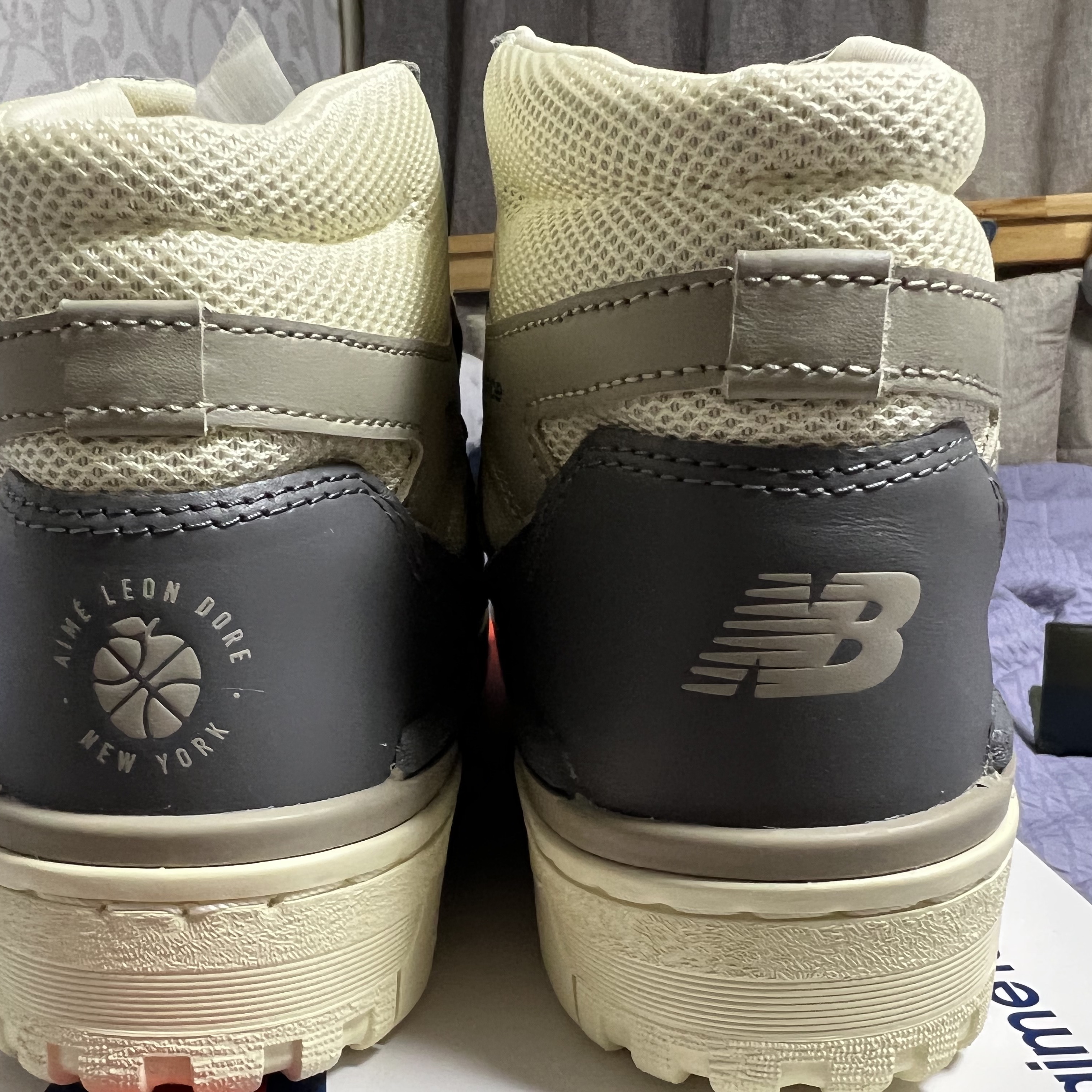 New Balance x Aime Leon Dore 650R Dark Grey 착용 스타일 - 3