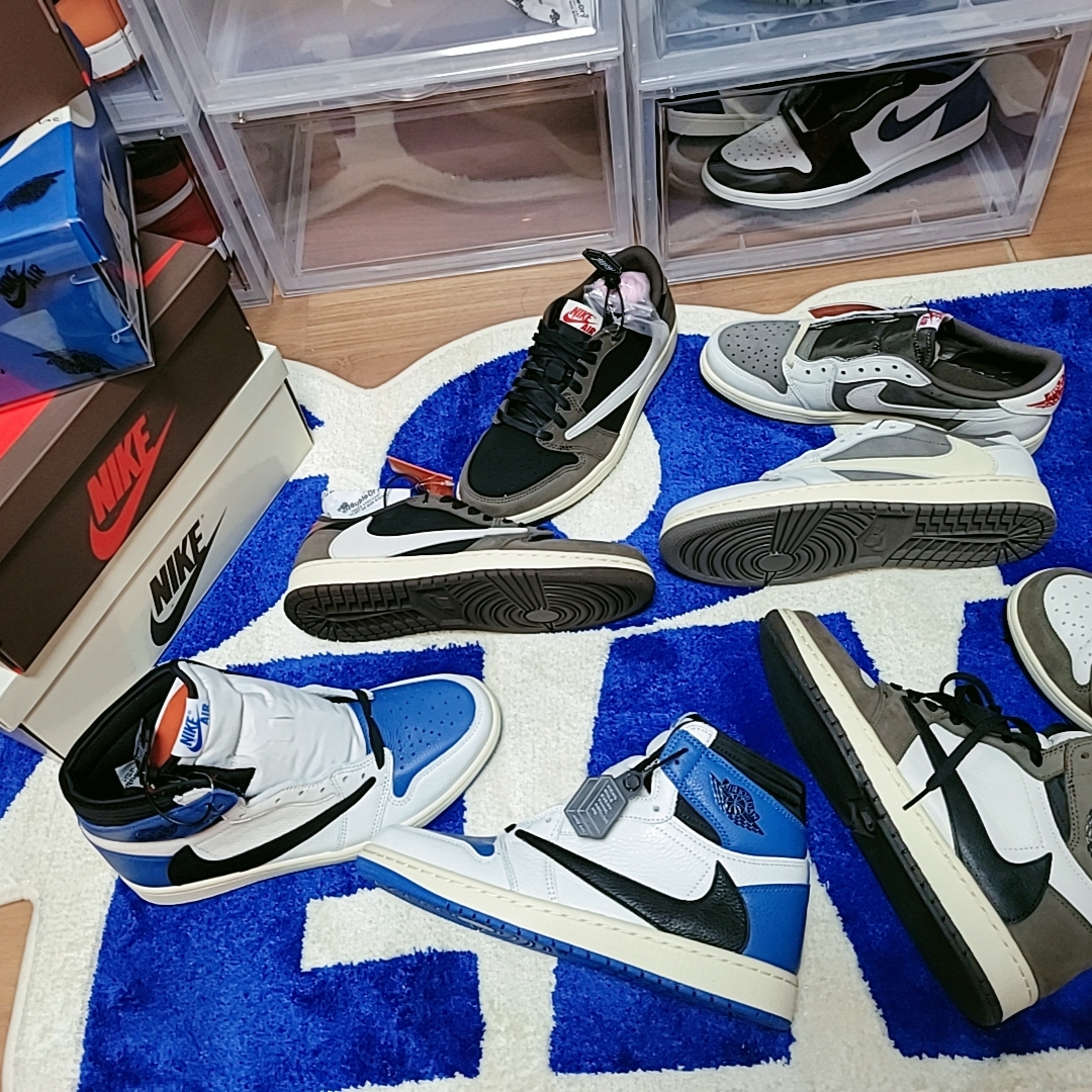 Jordan 1 x Travis Scott Retro Low OG SP Sail and Ridgerock, Jordan 1 x Travis Scott Retro High OG SP Mocha 착용 스타일