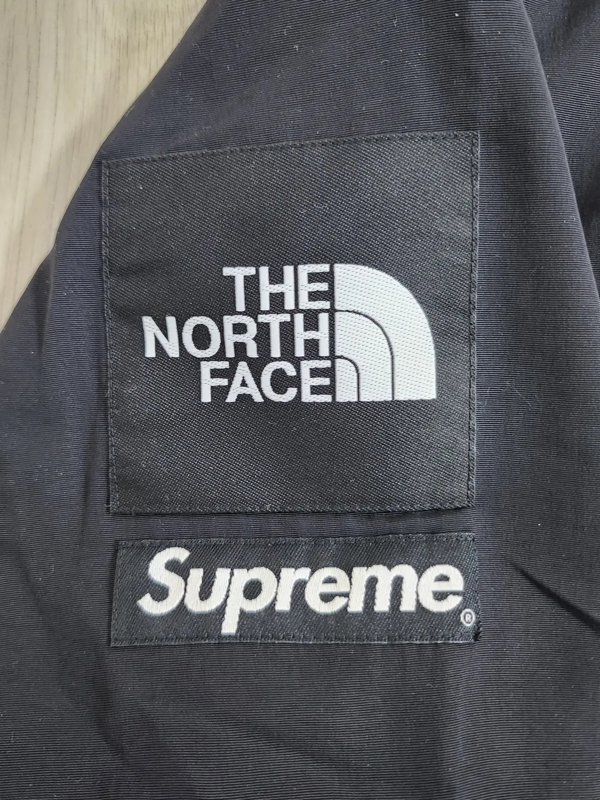 Supreme x The North Face Trekking Convertible Jacket Black - 22SS 착용 스타일 - 3