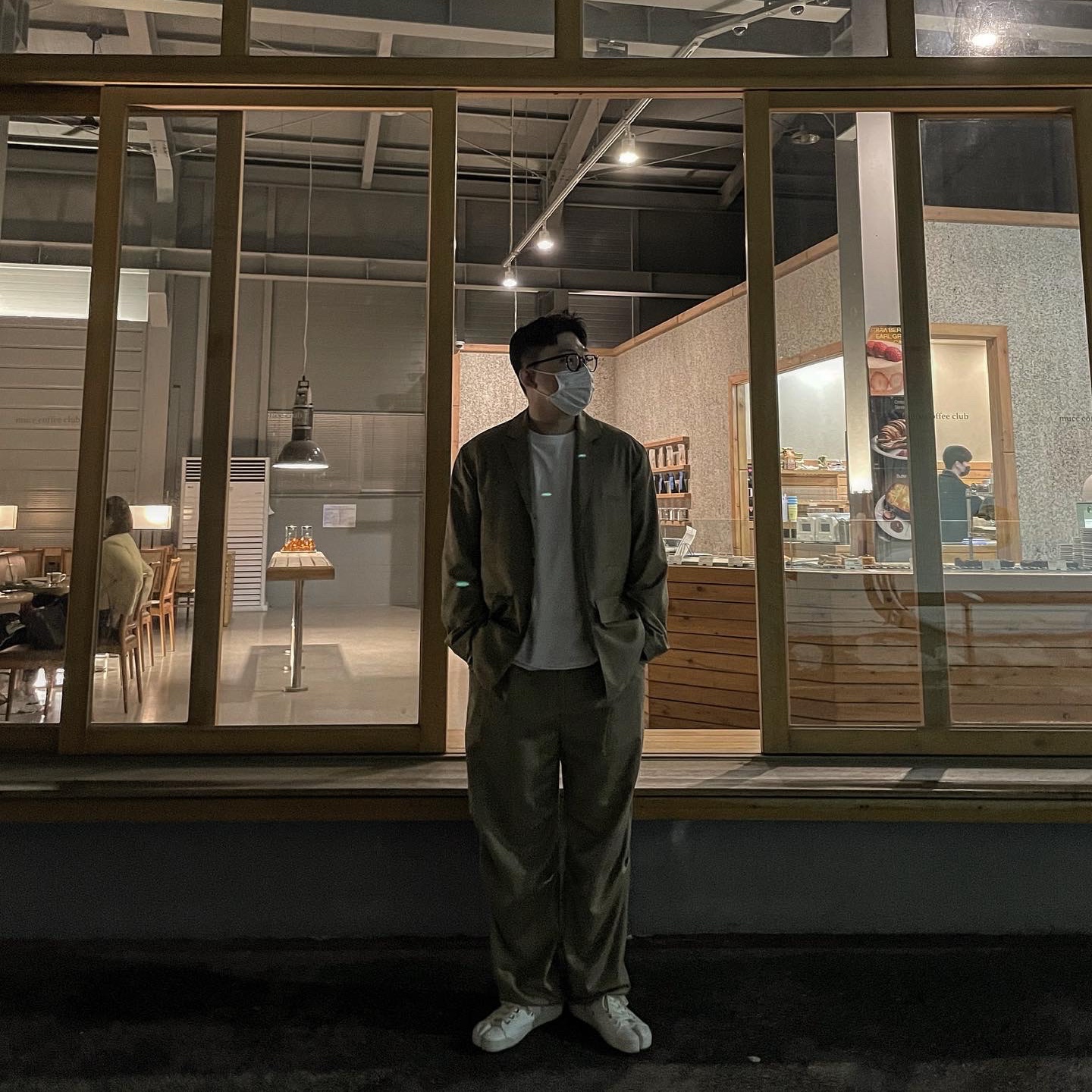 Maison Margiela Tabi Low White, (W) Maison Margiela Tabi Low White 착용 스타일 - 1