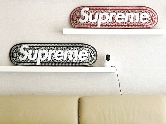Supreme Celtic Knot Skateboard Deck Red - 21FW, Supreme Celtic Knot Skateboard Deck Black - 21FW 착용 스타일