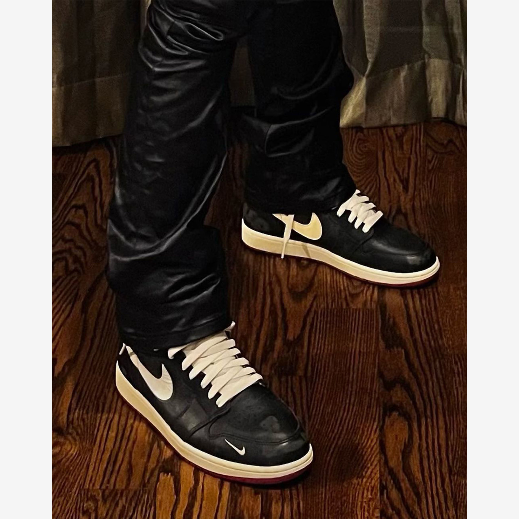 Jordan 1 x League of Legends Zoom Air CMFT Esports, Jordan 1 Retro High OG Black Mocha 착용 스타일 - 4