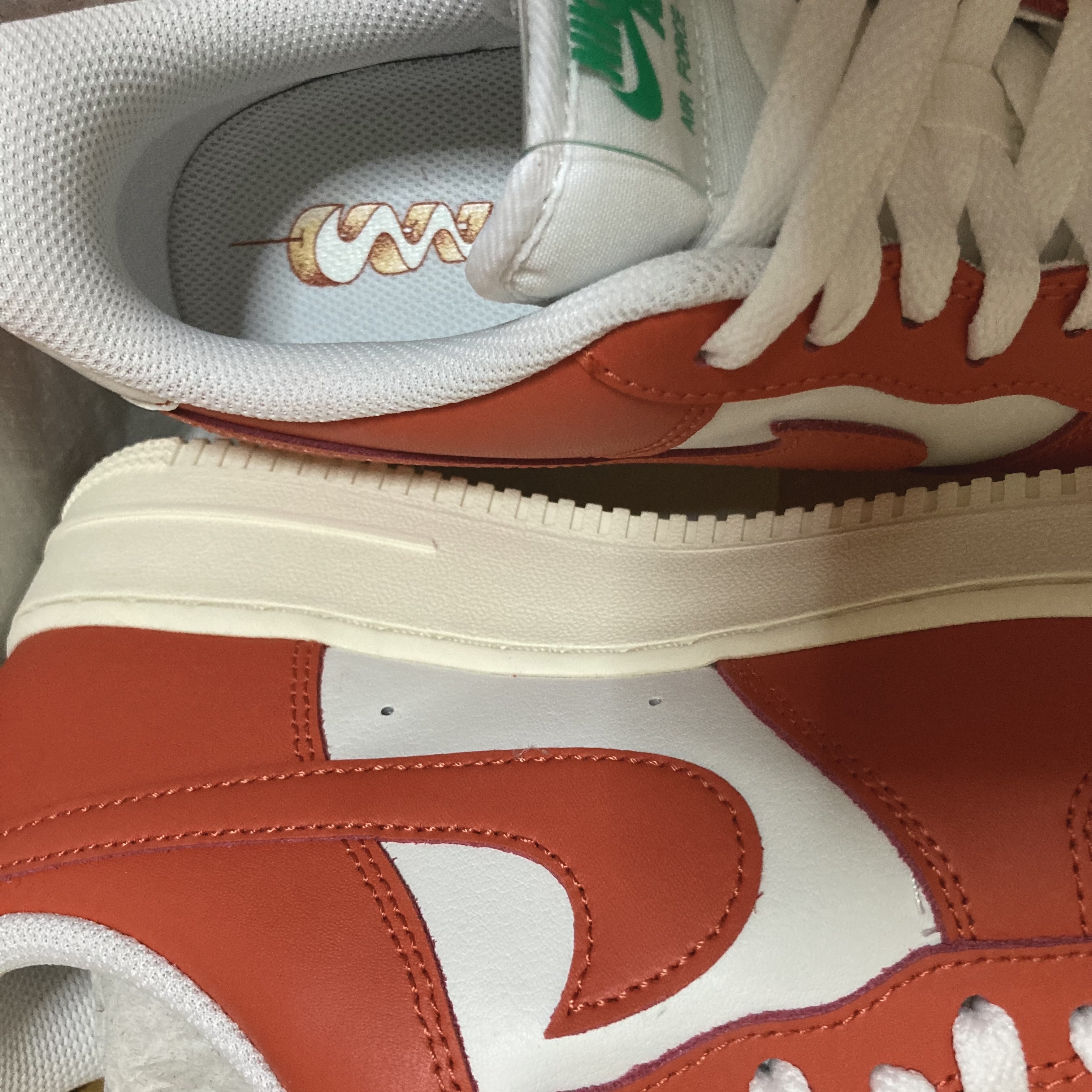 Nike Air Force 1 '07 LV8 Pojangmacha 착용 스타일