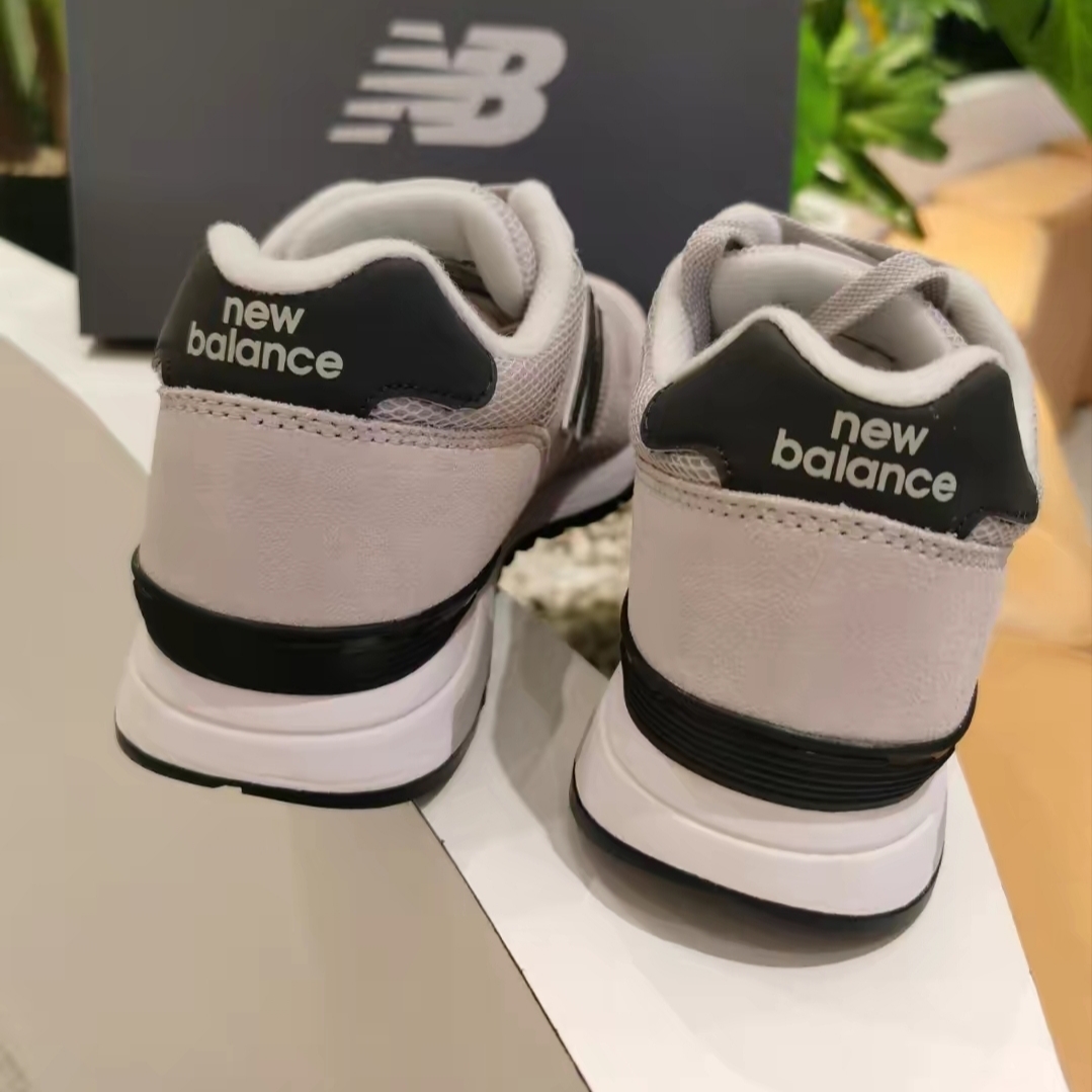 New Balance 565 Cloud Grey 착용 스타일 - 3