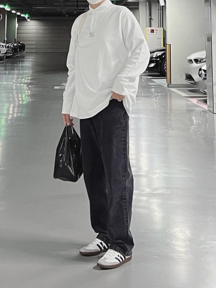 Adidas Samba Vegan White Black 착용 스타일 - 2