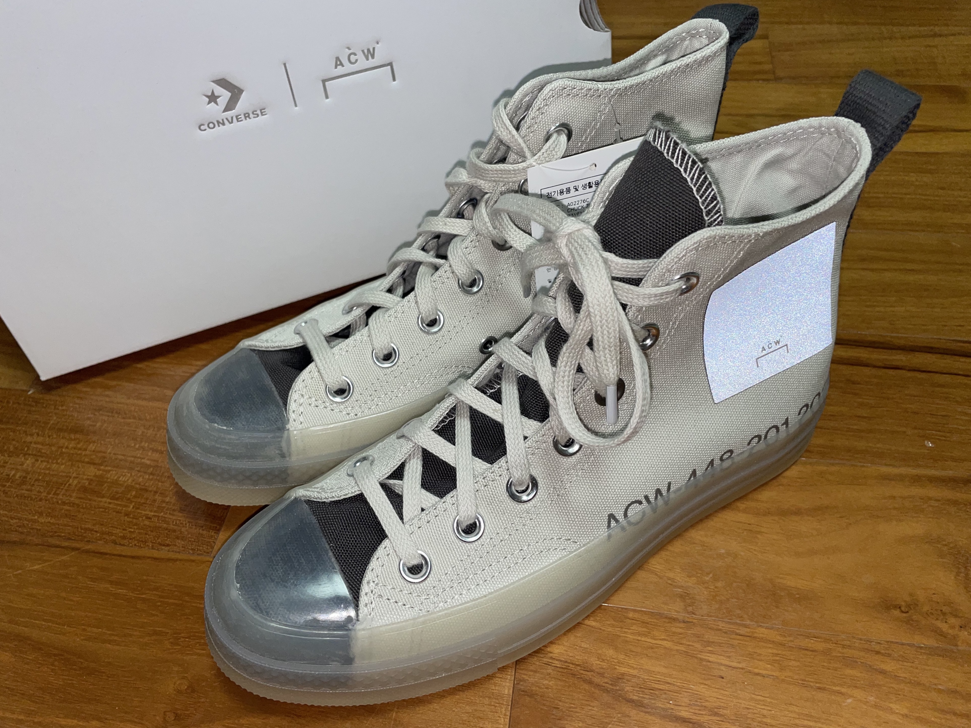 Converse x A-Cold-Wall Chuck 70 Hi Silver Birch 착용 스타일 - 2