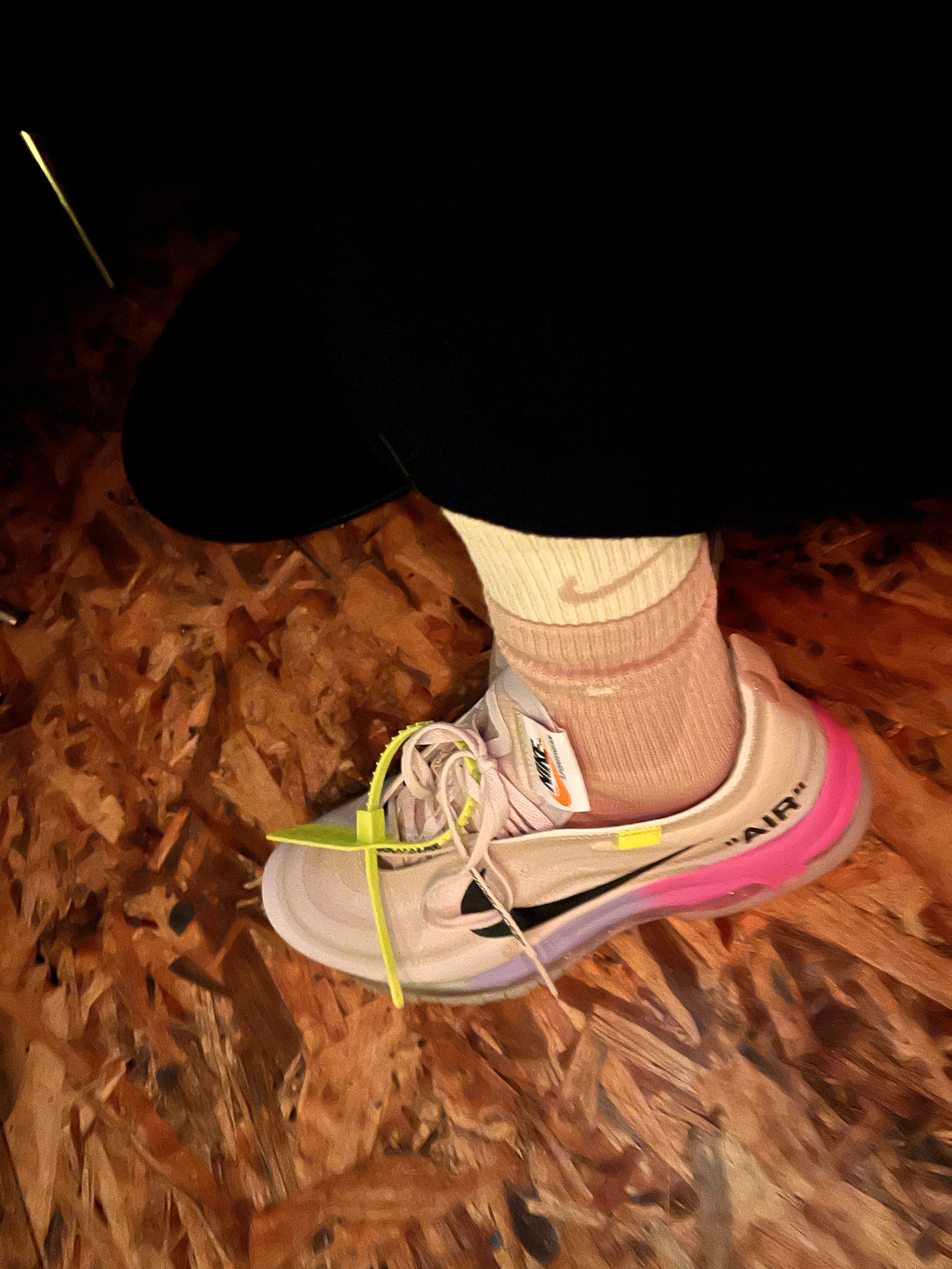 Nike x Off-White Air Max 97 Elemental Rose Serena Queen 착용 스타일 - 1