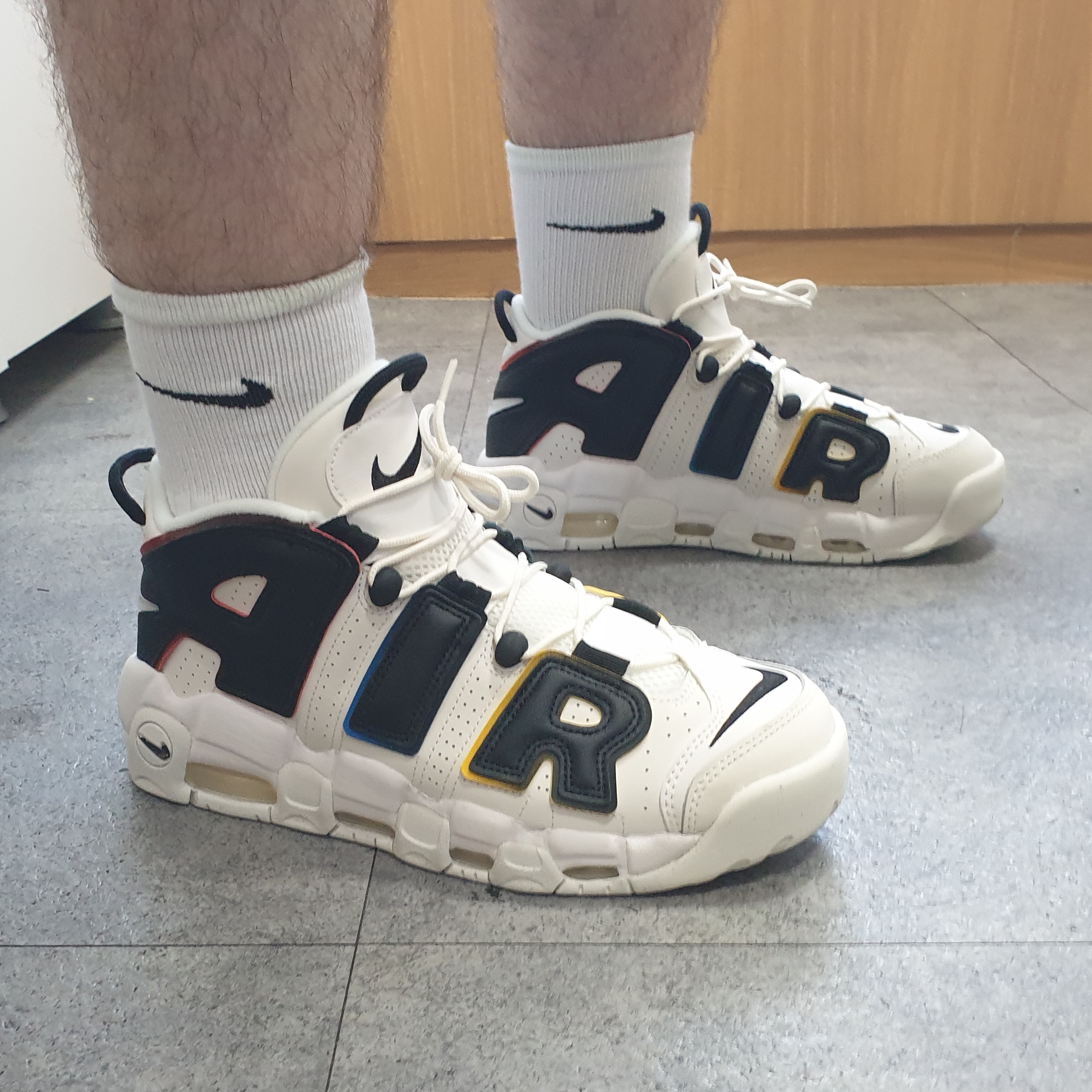 Nike Air More Uptempo 96 Trading Cards 착용 스타일 - 2