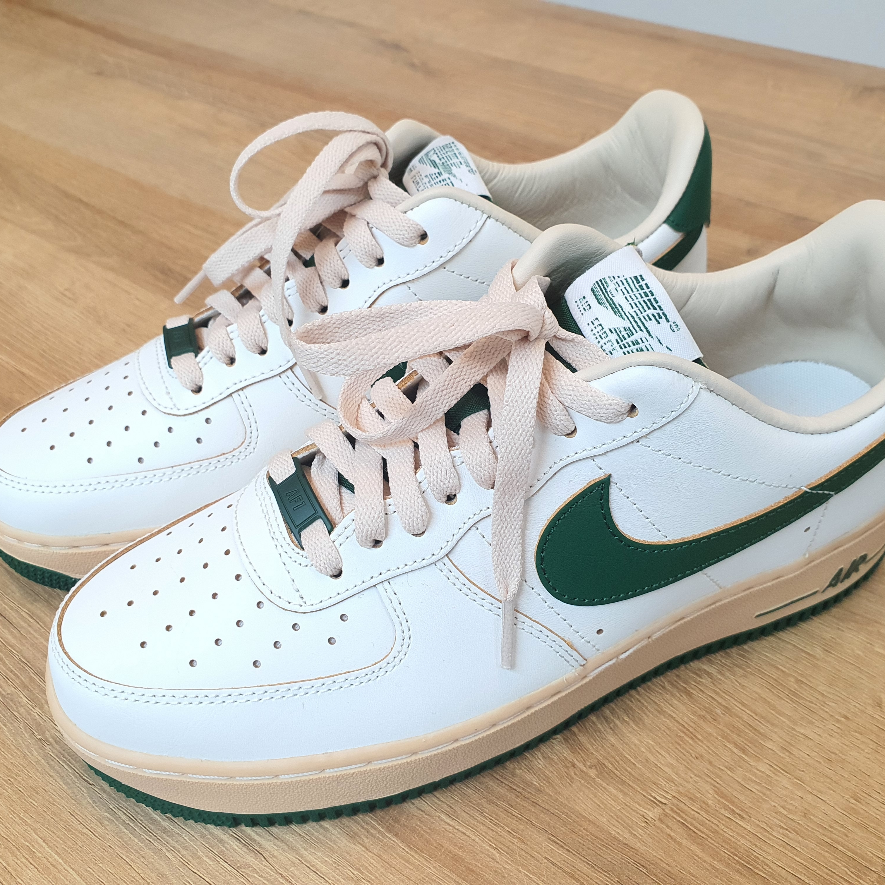 (W) Nike Air Force 1 Low Gorge Green 착용 스타일 - 1