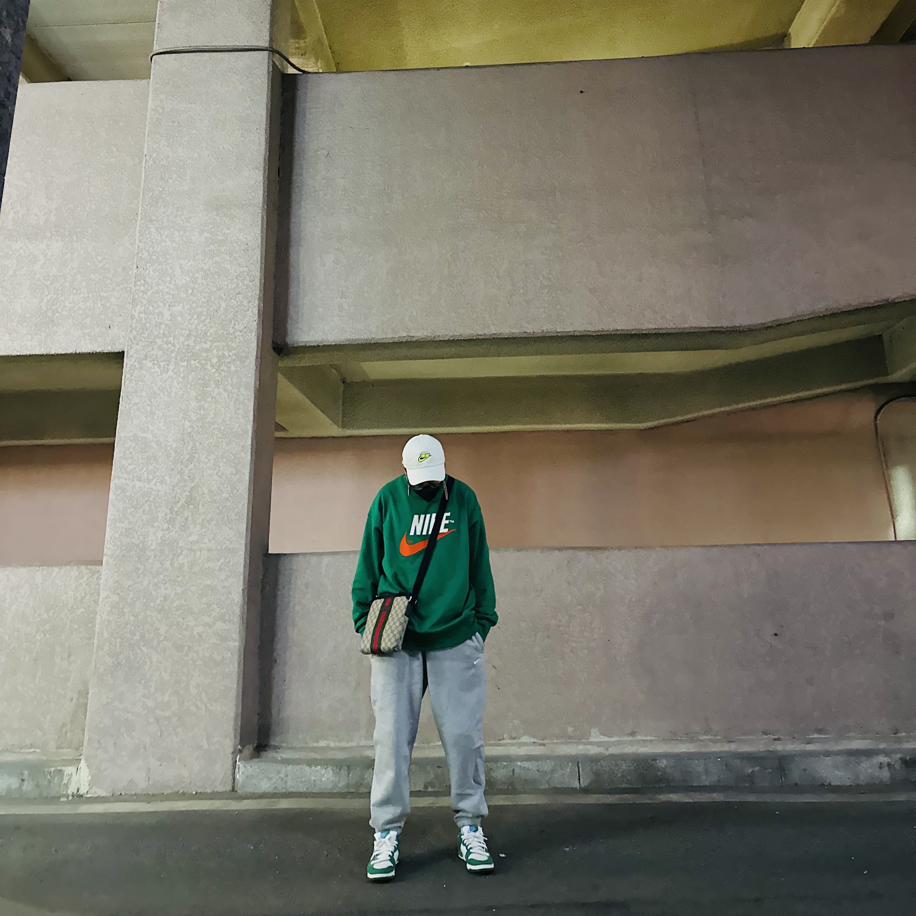 Nike NRG Solo Swoosh Fleece Pants Dark Grey Heather - Asia, (W) Nike Dunk Low Disrupt 2 Phantom University Blue 착용 스타일 - 1