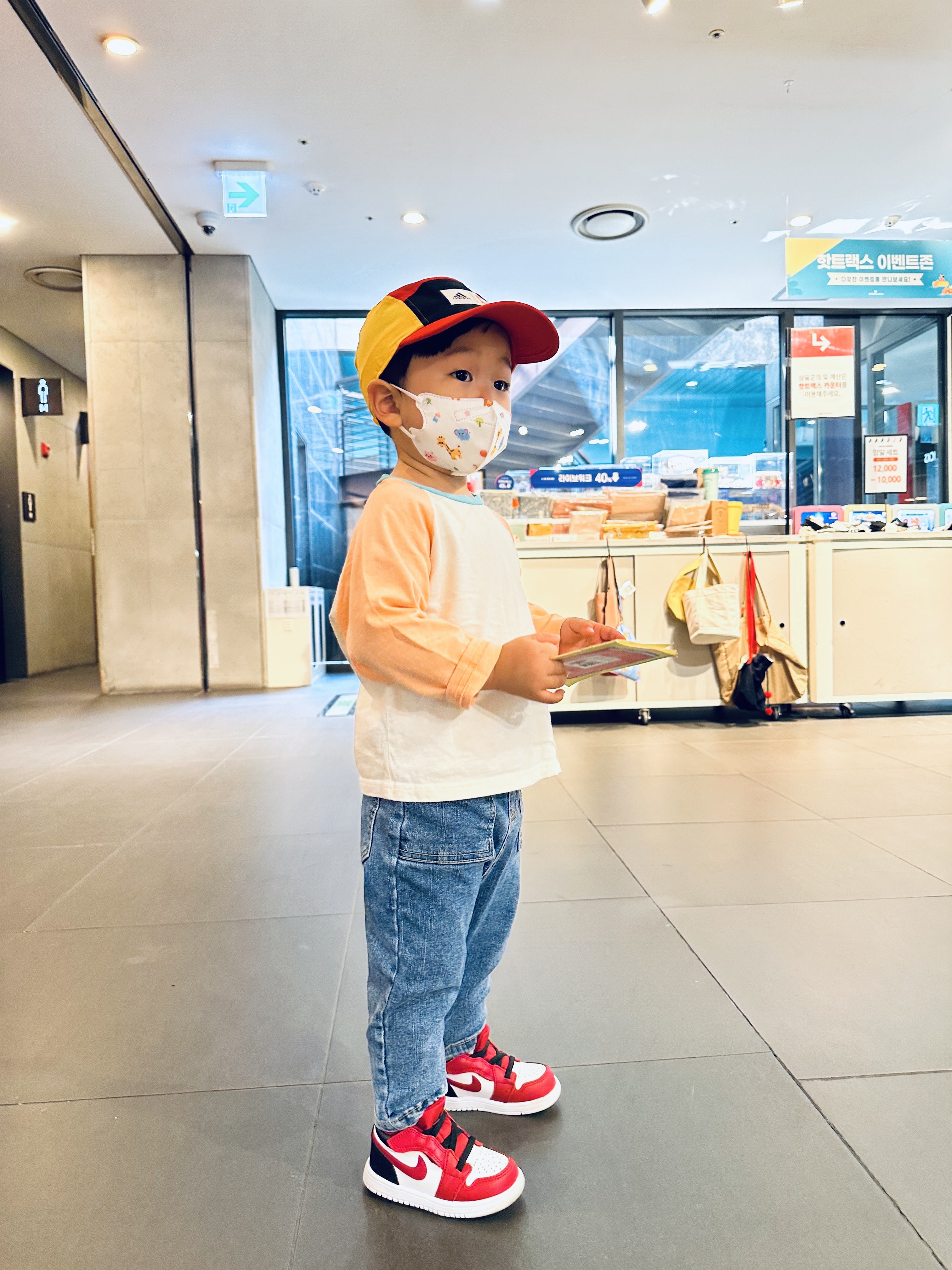 (TD) Jordan 1 Low Alt White Gym Red Black 착용 스타일 - 1