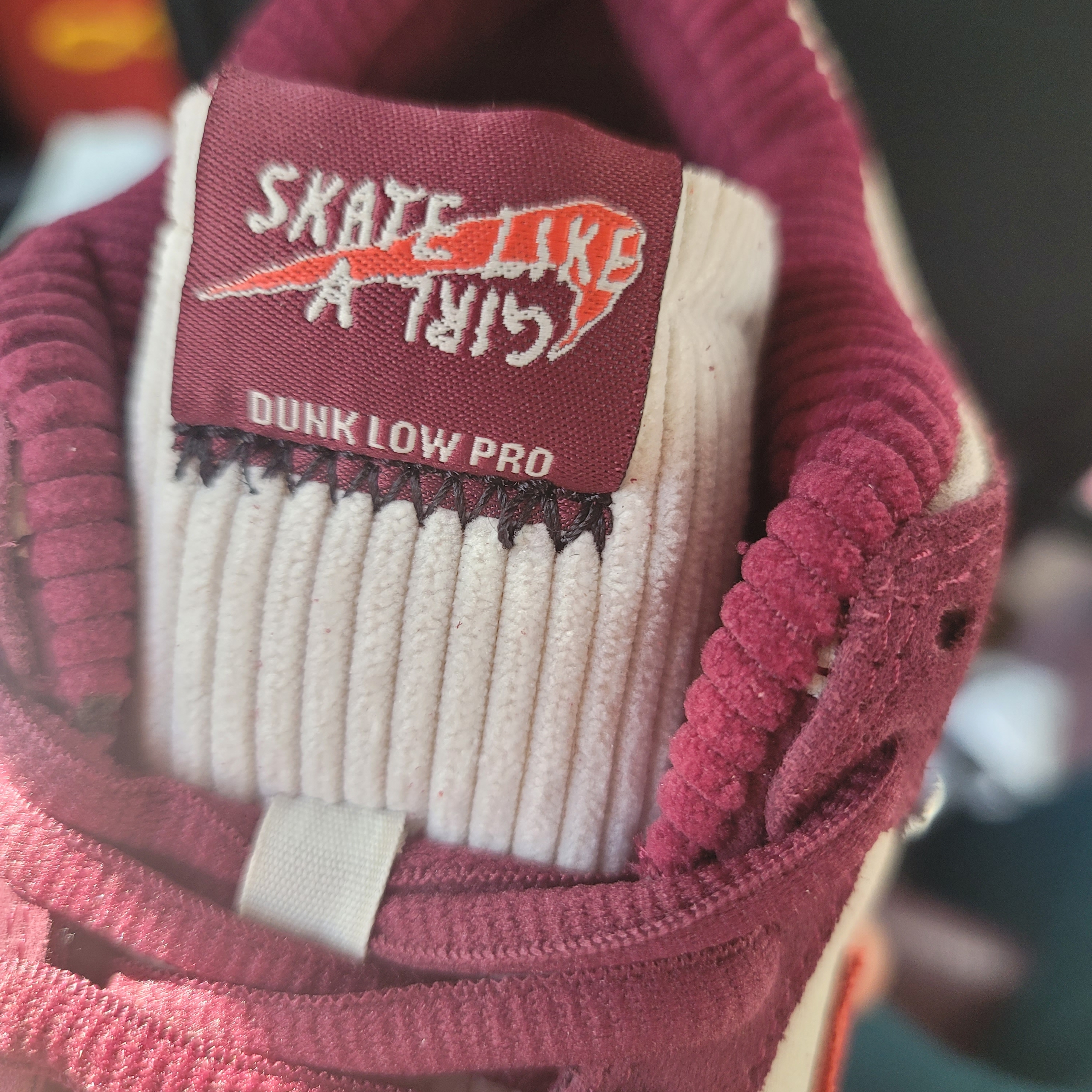 Nike x Skate Like a Girl SB Dunk Low QS Barely Rose 착용 스타일 - 2