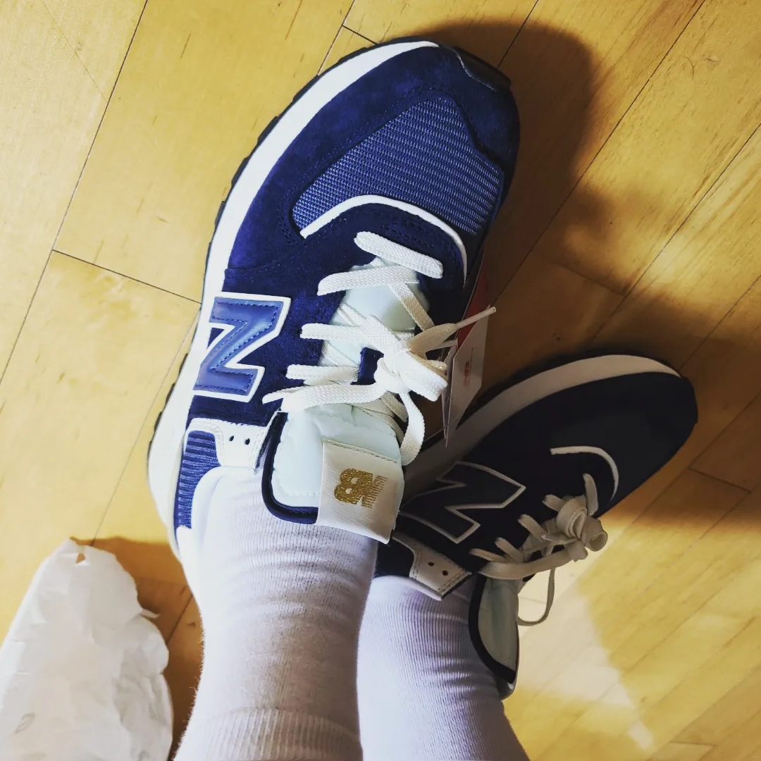 New Balance 574 Legacy Navy 착용 스타일 - 3