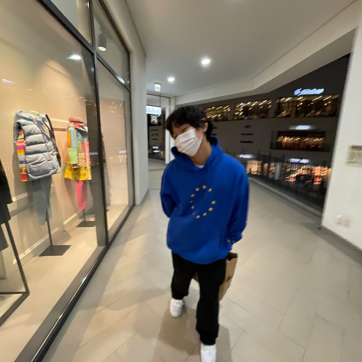 Souvenir Official Eunify Classic Hoodie Blue 2022, Nike Air Force 1 '07 Low White 착용 스타일 - 1
