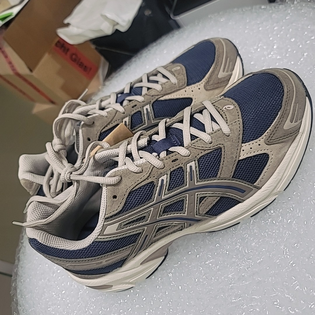 Asics Gel-1130 Tarmac Mink 착용 스타일 - 1