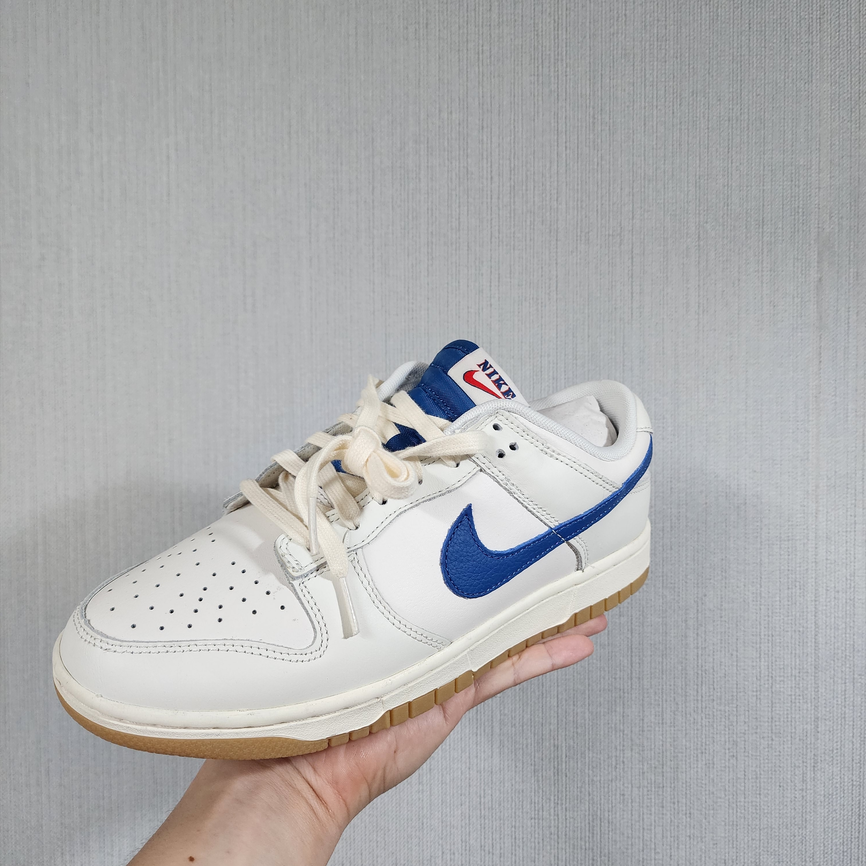 Nike Dunk Low SE Sail Dark Marina Blue 착용 스타일