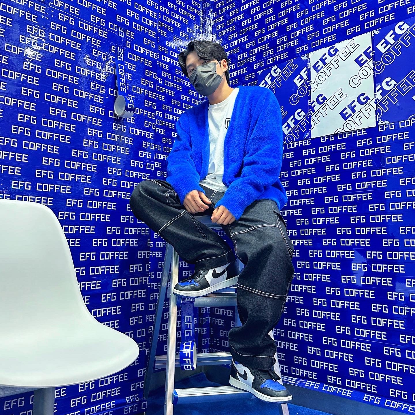 Stussy Shaggy Cardigan Royal Blue, Jordan 1 Retro High OG Royal Toe 착용 스타일