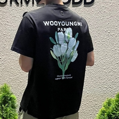 Wooyoungmi Flower Print Back Logo T-Shirt Black - 22SS 착용 스타일