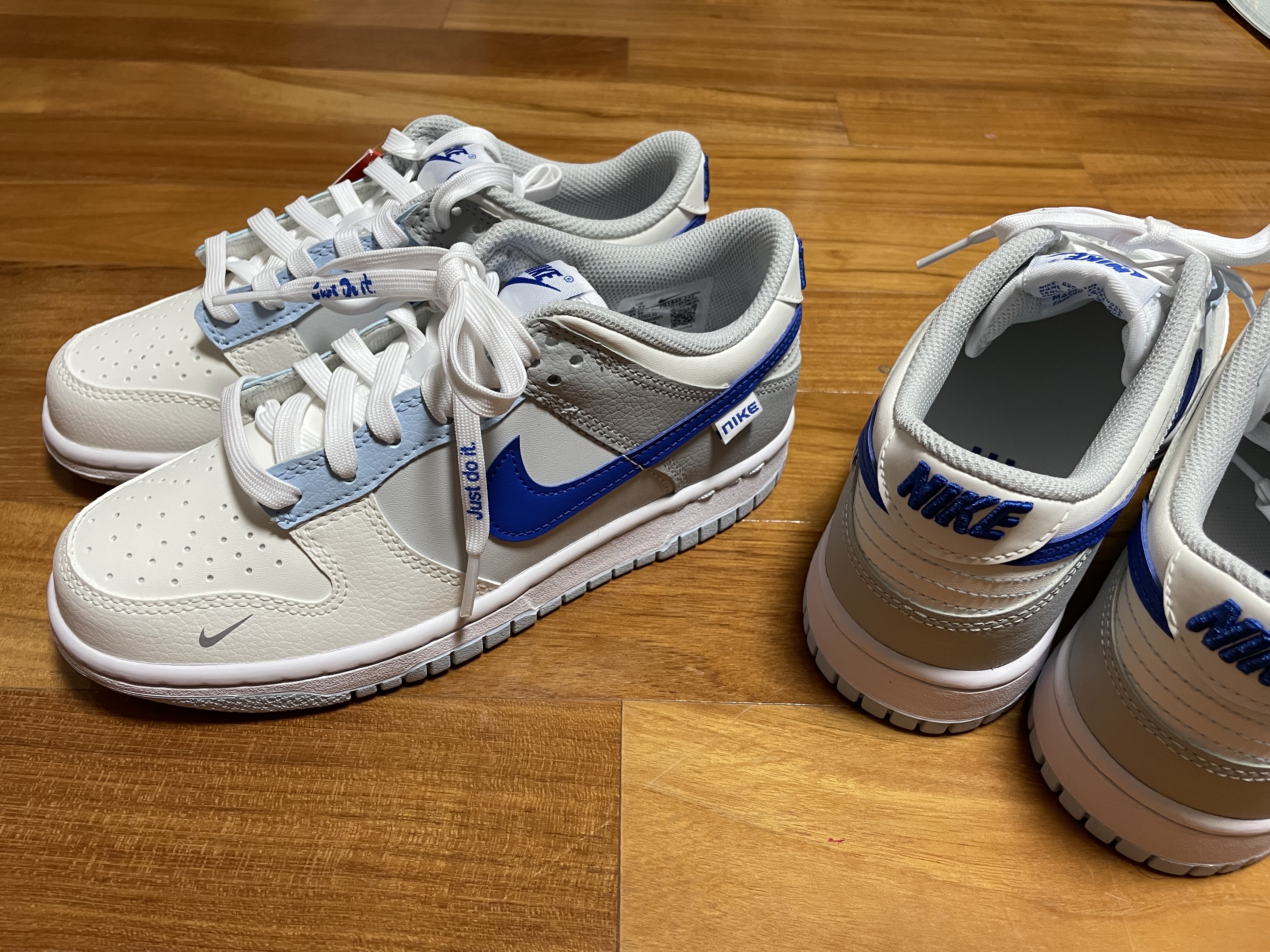 (GS) Nike Dunk Low Ivory Hyper Royal 착용 스타일 - 3