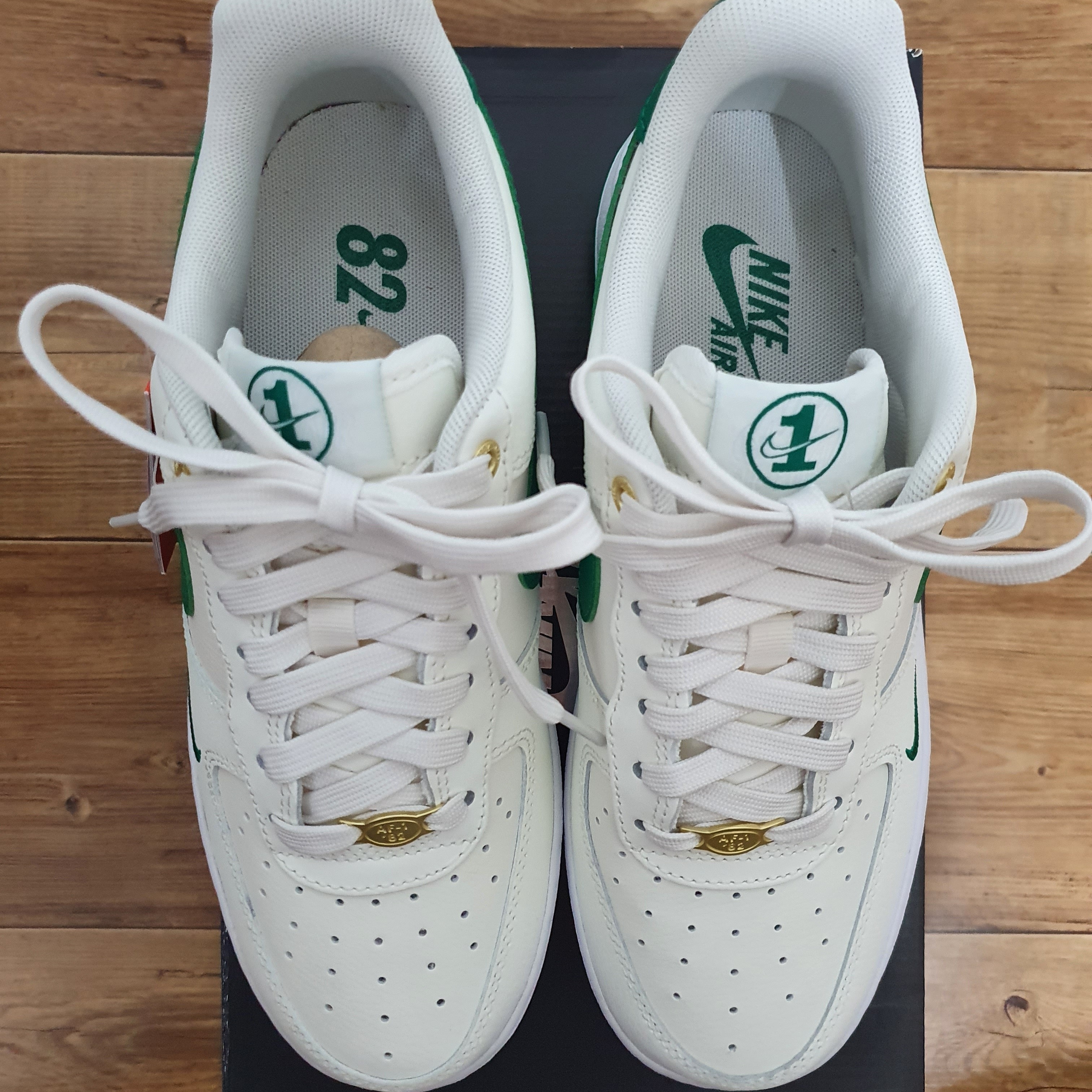 (W) Nike Air Force 1 '07 SE 40th Anniversary Join Forces Sail Malachite 착용 스타일 - 4