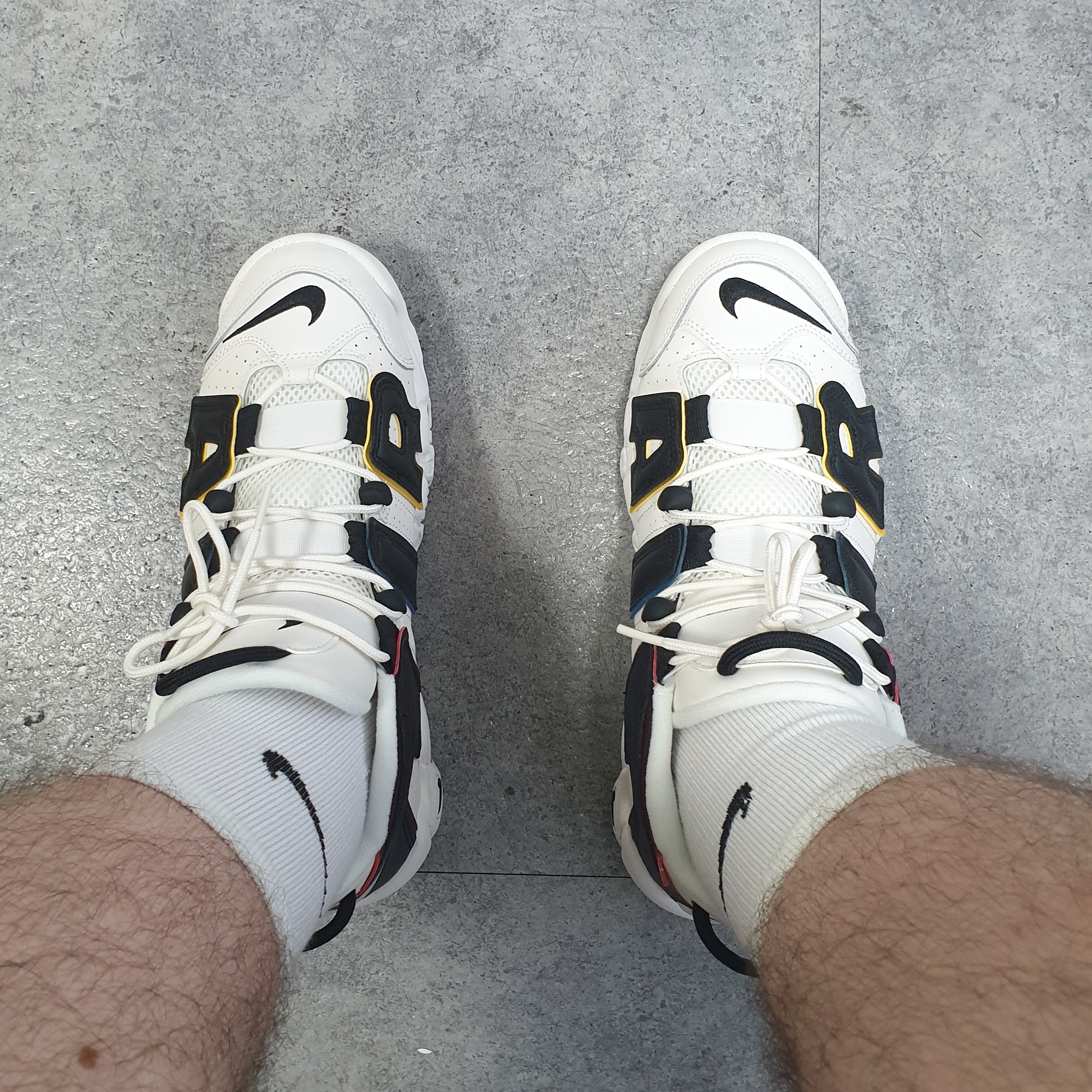 Nike Air More Uptempo 96 Trading Cards 착용 스타일 - 4