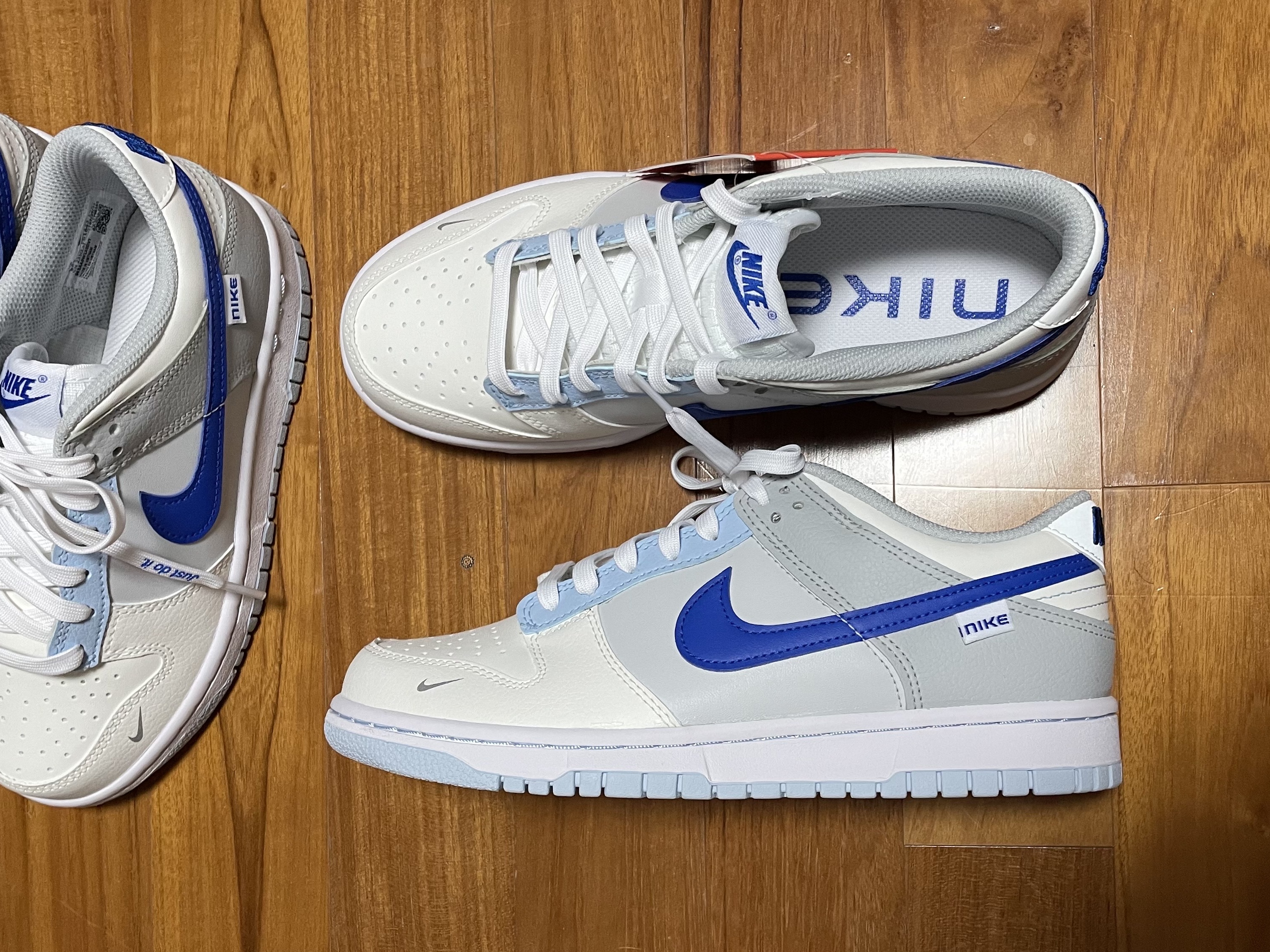 (GS) Nike Dunk Low Ivory Hyper Royal 착용 스타일 - 4