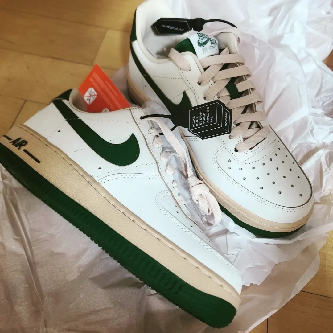 (W) Nike Air Force 1 Low Gorge Green 착용 스타일 - 3