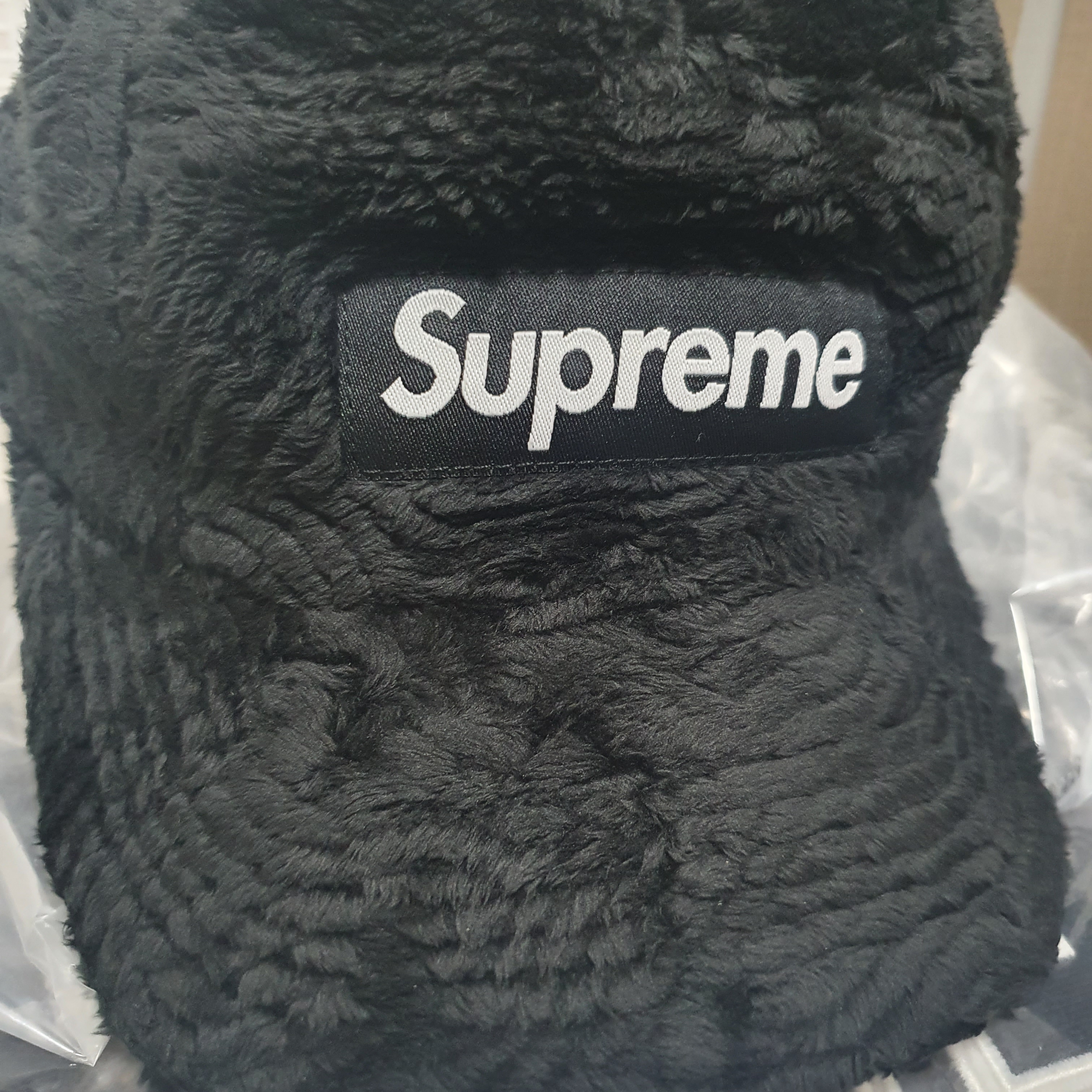 Supreme Swirl Fleece Camp Cap Black - 22FW 착용 스타일