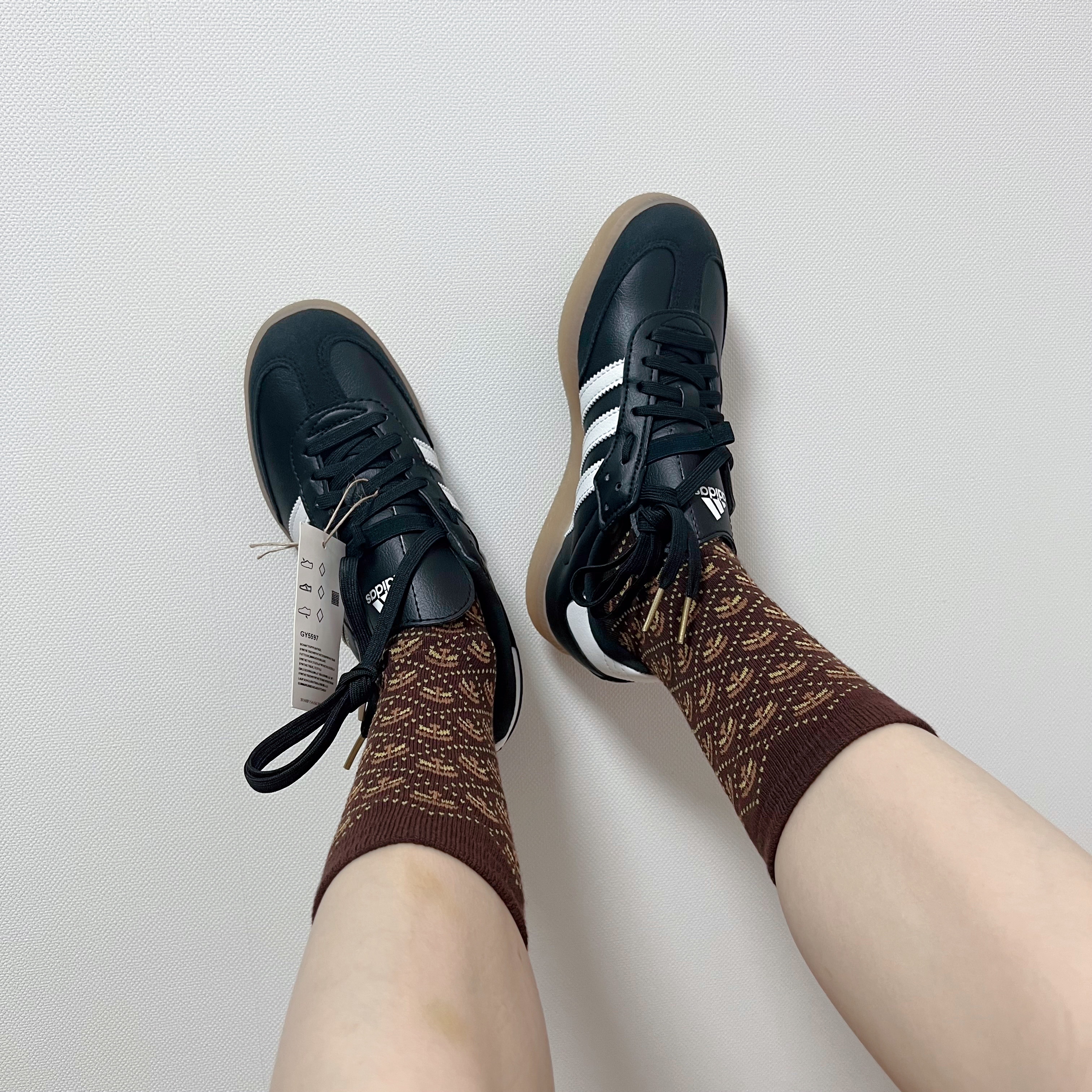 Adidas Velosamba Vegan Cycling Core Black 착용 스타일