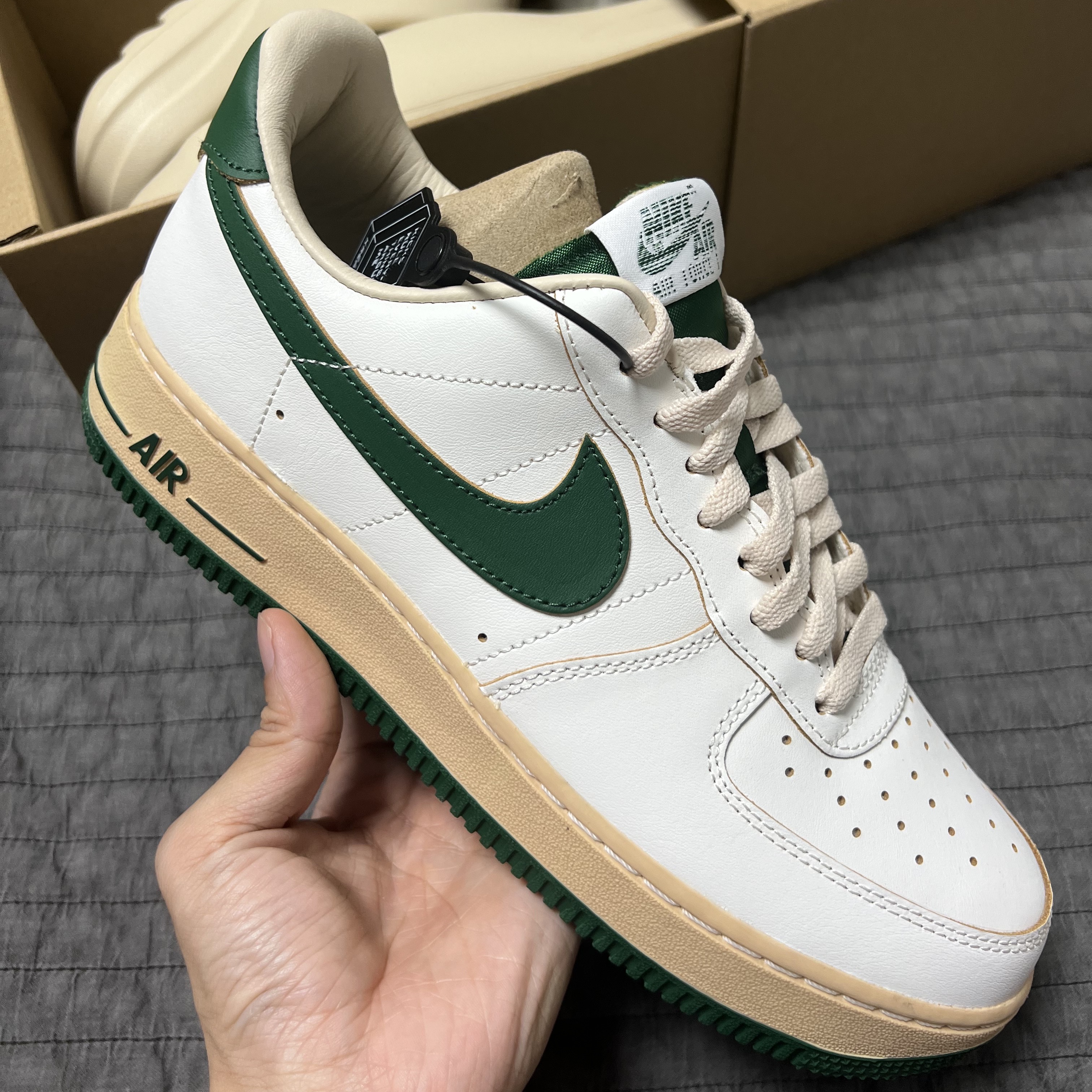 (W) Nike Air Force 1 Low Gorge Green 착용 스타일 - 2
